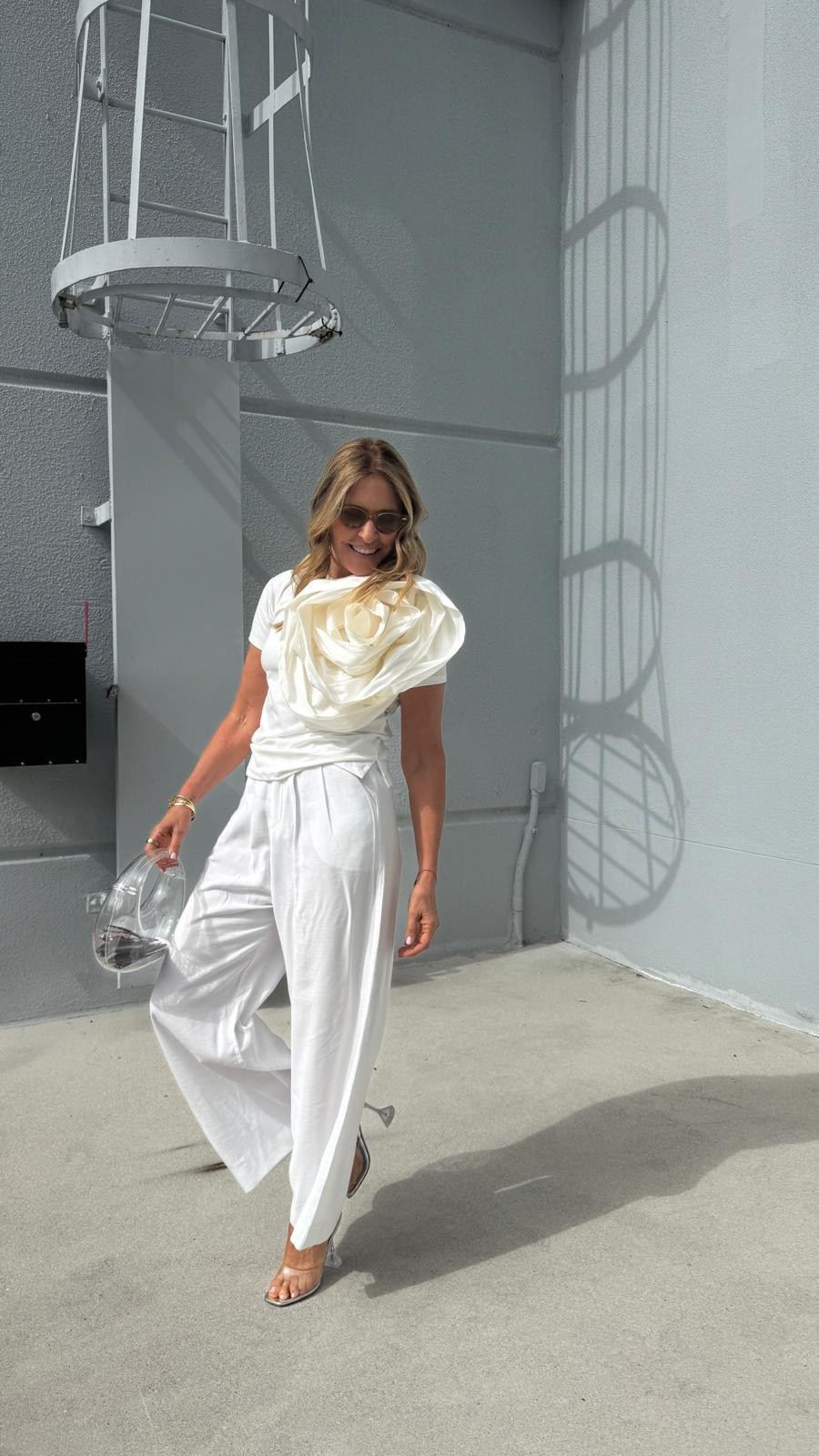 OOO for a very special morning at Despierta America 🤍

#LTKStyleTip