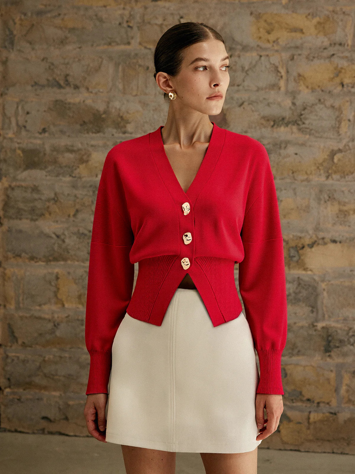 Wool Blend Cropped V-Neck Cardigan | Commense