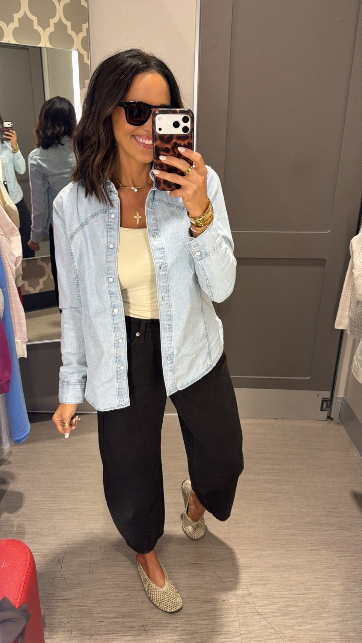 these chocolate brown barrel jeans & denim 👏🏻 such a good Target find! the perfect fall looks!

@Target 
size small/2

#TargetFinds #TargetFashion #TargetStyle #TargetJeans #BarrelJeans #FallFashion #FallStyle #FallOutfits #AffordableFashion #LTKCreator #LTKFashion

#LTKootd #LTKPetite #LTKootd