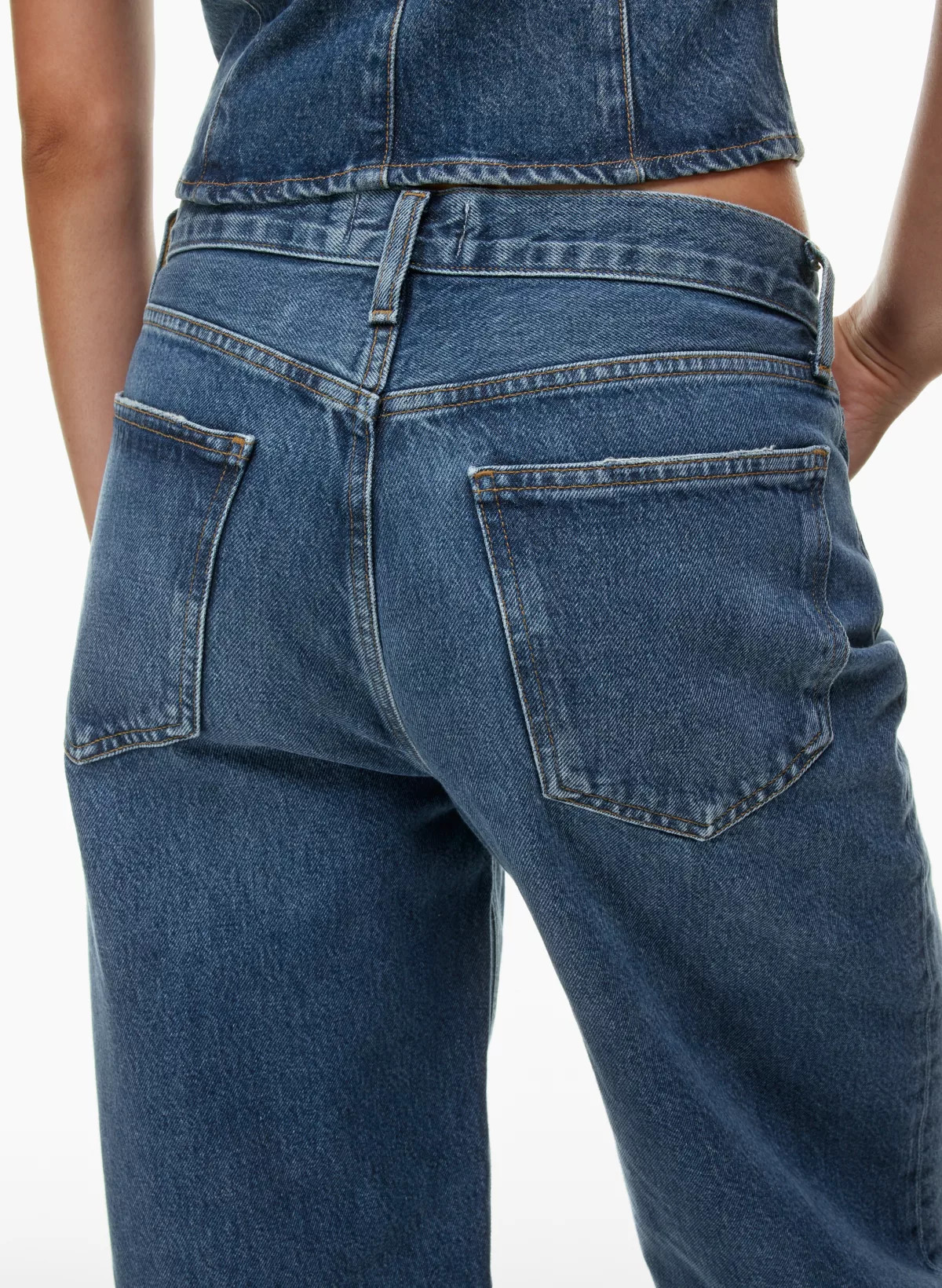 LOW-SLUNG BAGGY JEAN | Aritzia