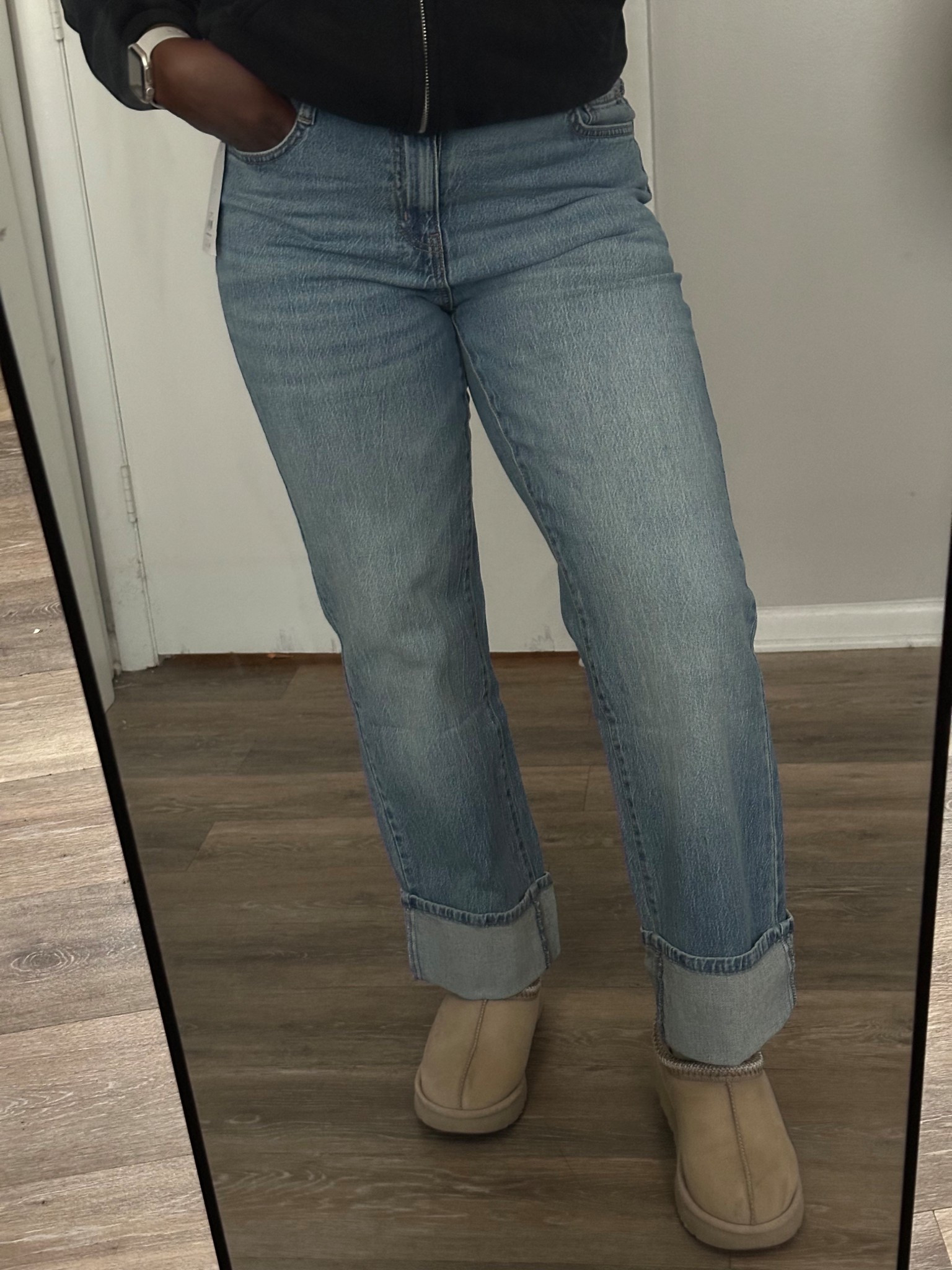 Cuffed jeans under $25 ! 

#LTKShoeCrush #LTKFindsUnder50 #LTKStyleTip