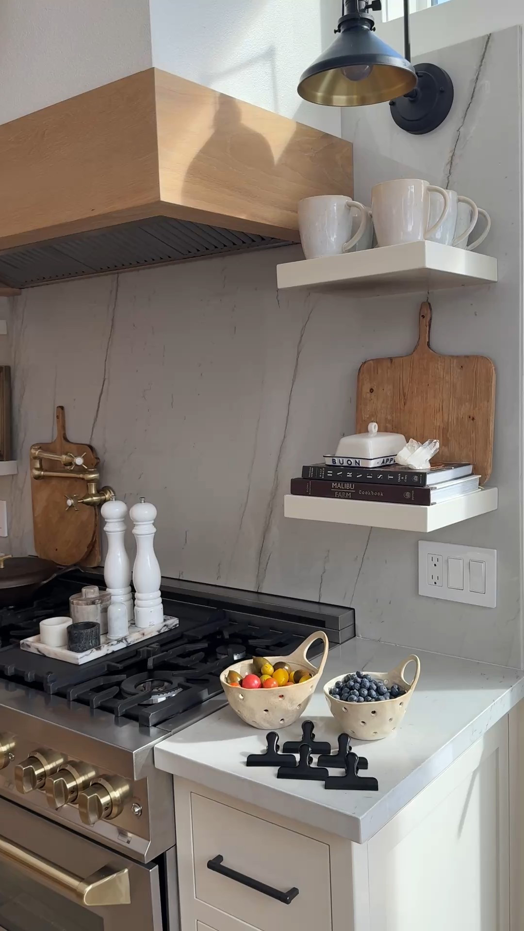 KITCHEN \ cooking and decor favorites🙋🏻‍♀️

Home 
Amazon 
Spring 
Range 

#LTKFindsUnder50 #LTKWatchNow #LTKHome