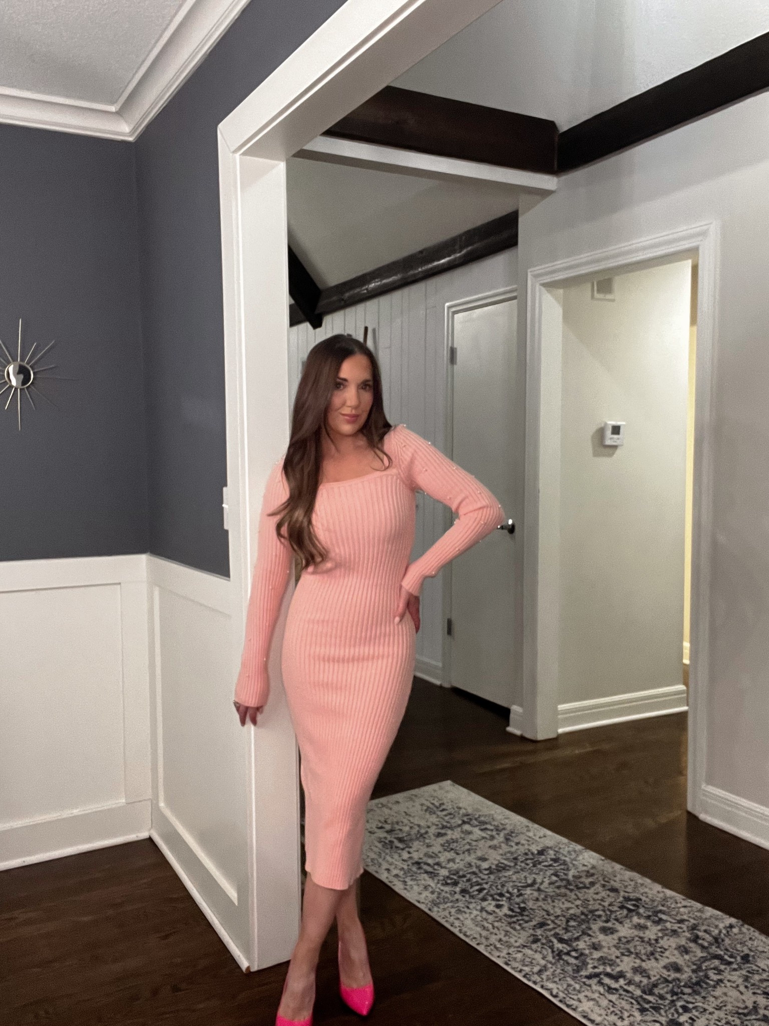 this dress is so pretty and has the most gorgeous pearl accents on the sleeves!



#LTKootd #LTKValentine