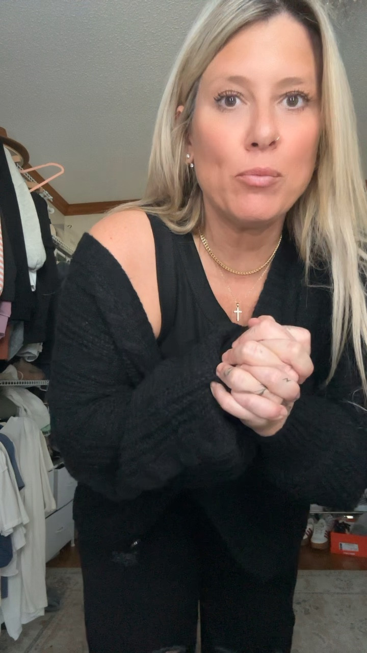 I love an all black outfit!
Cardigan: Large
Tank: Large
Jeans: Size 8-10

#LTKMidsize #LTKgrwm #LTKootd