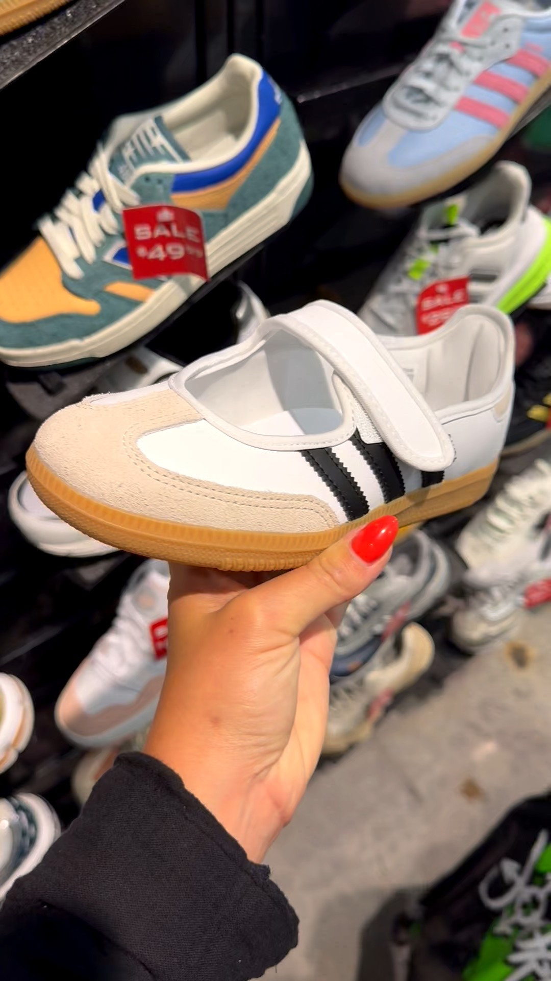 Kinda obsessed #sambajane

#LTKStyleTip #LTKShoeCrush #LTKFindsUnder100