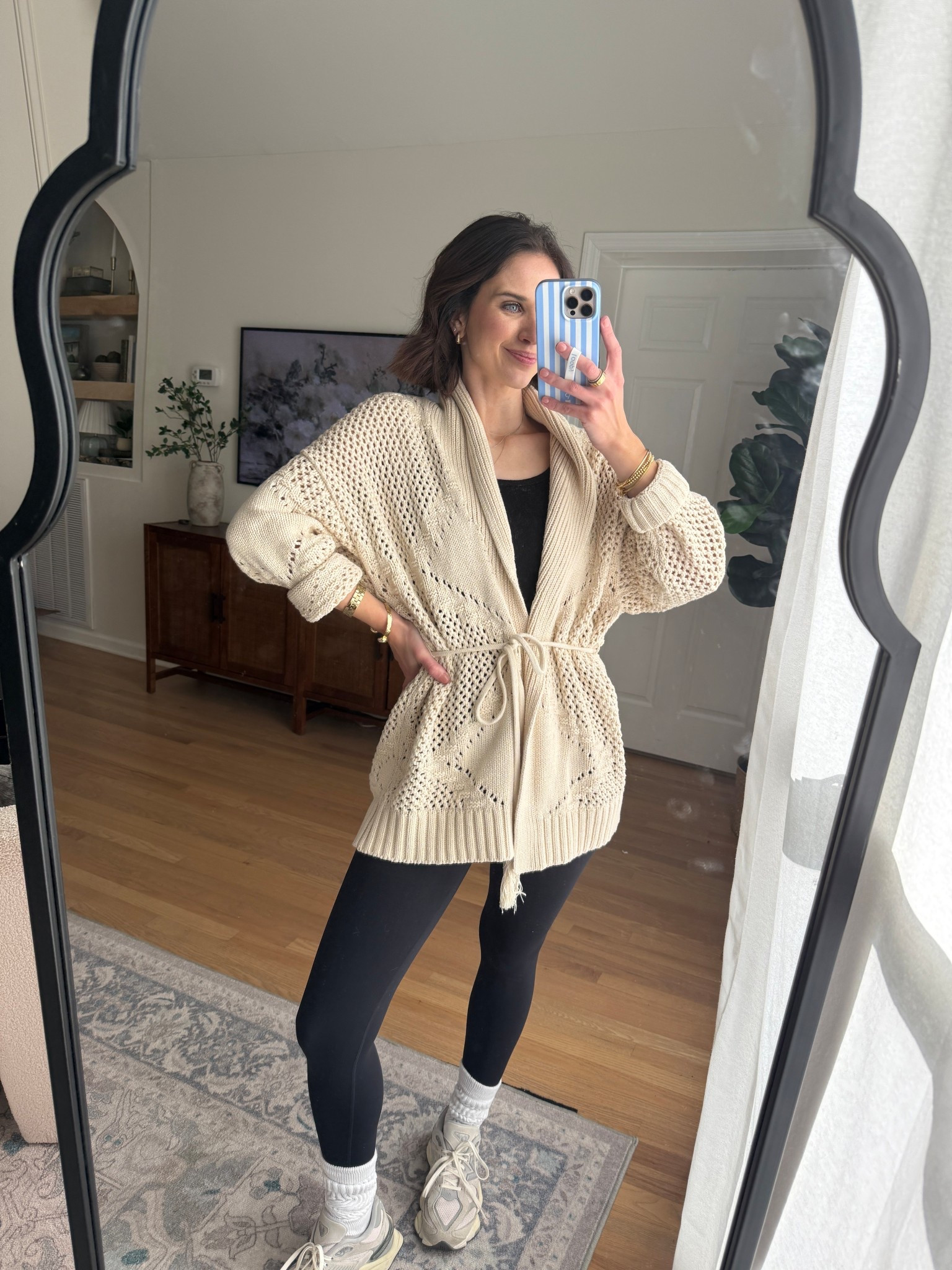 Wrap sweater : wearing s
Nursing tank : wearing s
Leggings : wearing m 
Crew socks // scrunch socks 
New balance 9060

#LTKmomlife #LTKSeasonal #LTKootd