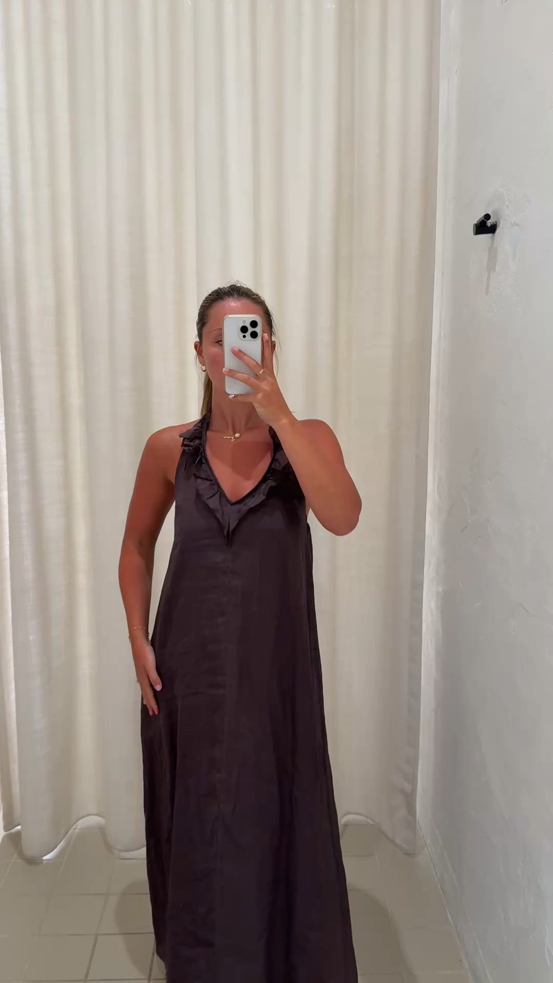 Dissh dress currently 40% off  wearing a size 6

#LTKdresses #LTKsummer #LTKaustralia