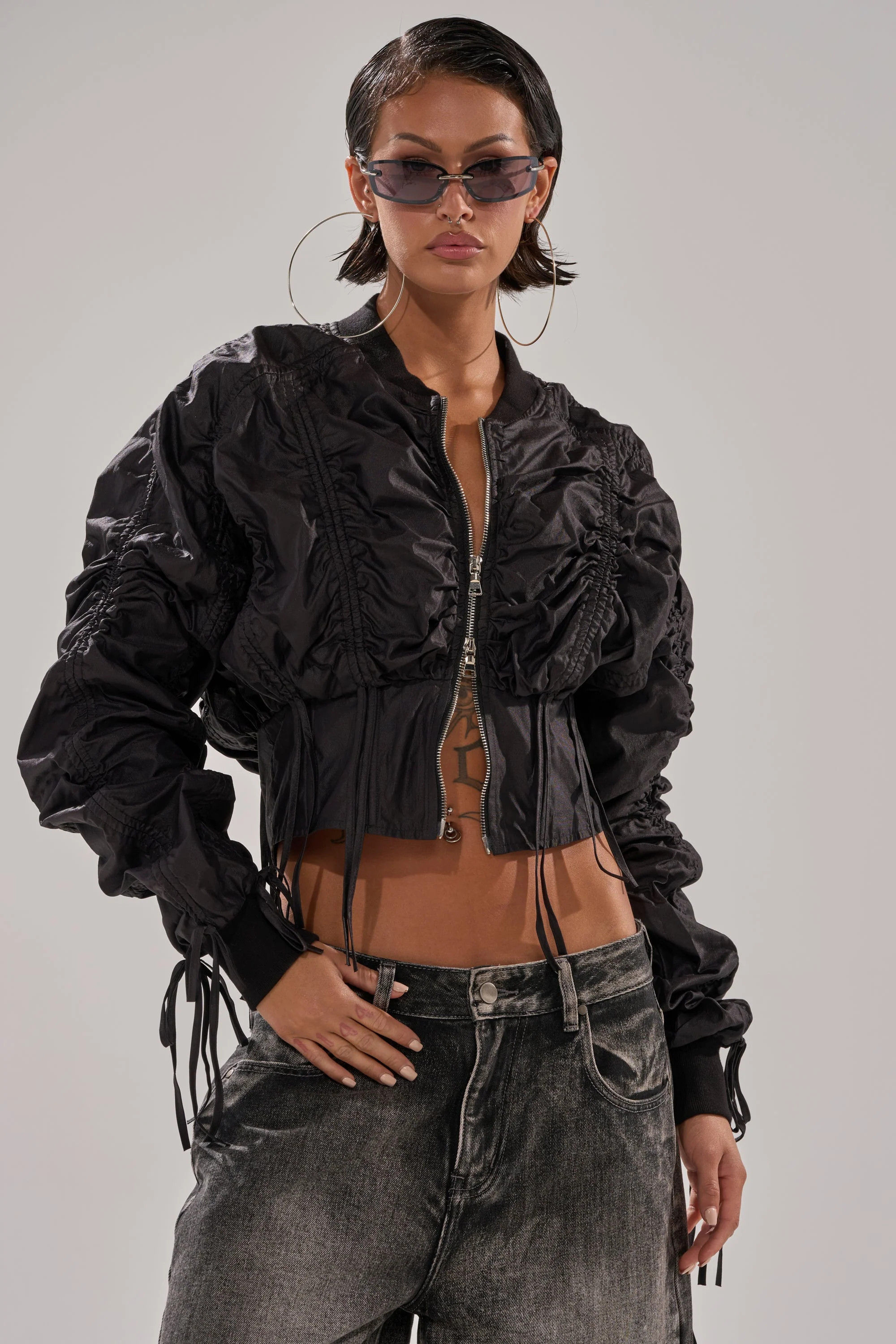 ARIANA SCRUNCH BOMBER | AKIRA