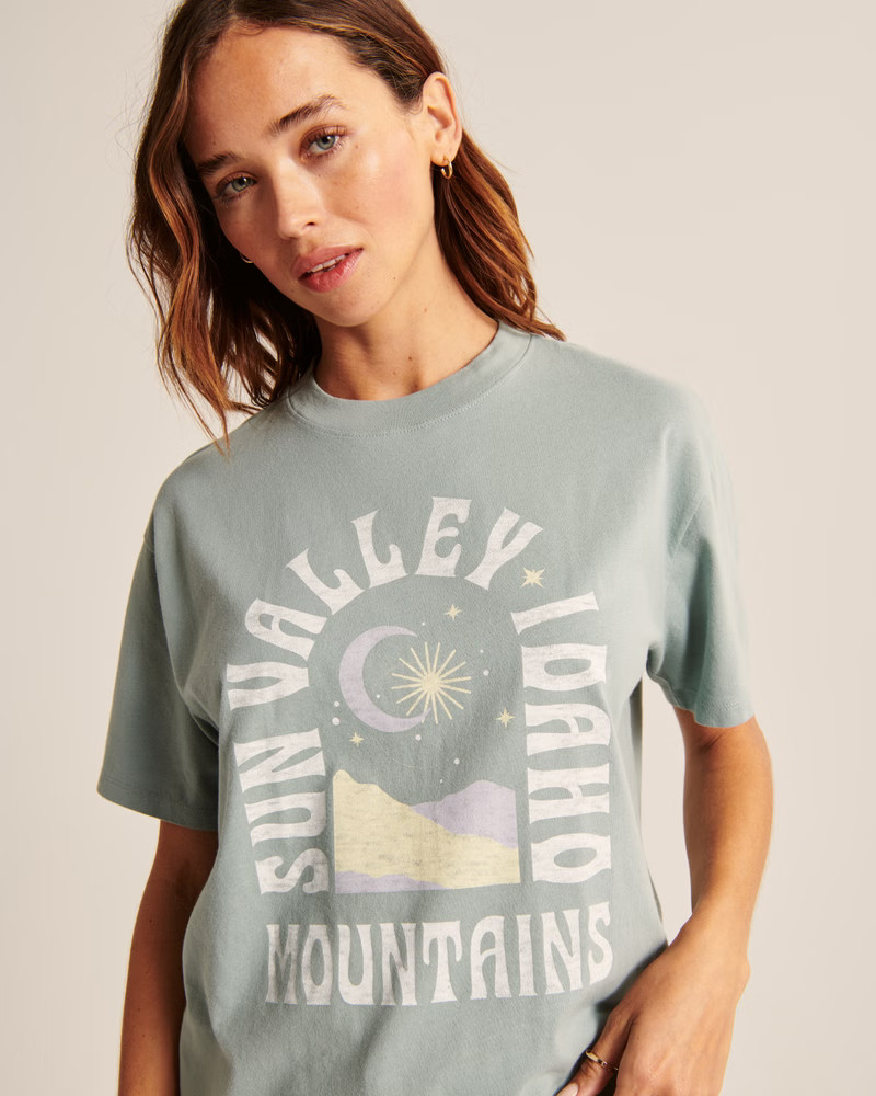 Oversized Boyfriend Graphic Tee | Abercrombie & Fitch (US)