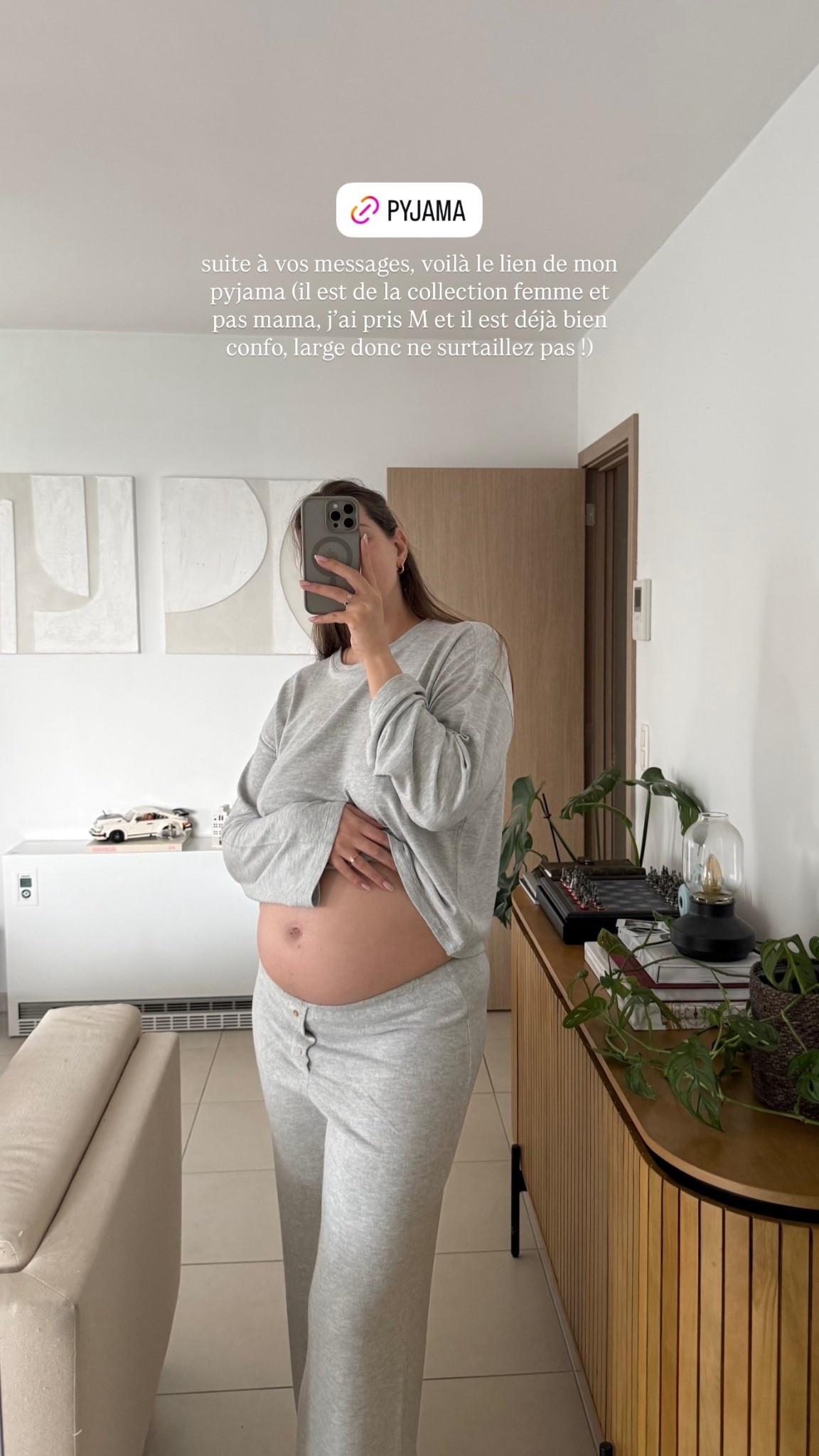 suite à vos messages, voilà le lien de mon pyjama (il est de la collection femme et pas mama, j’ai pris M et il est déjà bien confo, large donc ne surtaillez pas !)
