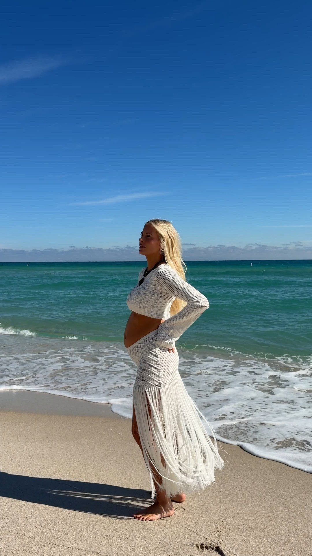 Wearing a medium in top, small in bottom, small in swim top, medium in bottom, shoes run tts! #kathleenpost

Resort wear, swimwear, beach vacation, poolside look, beach outfit 