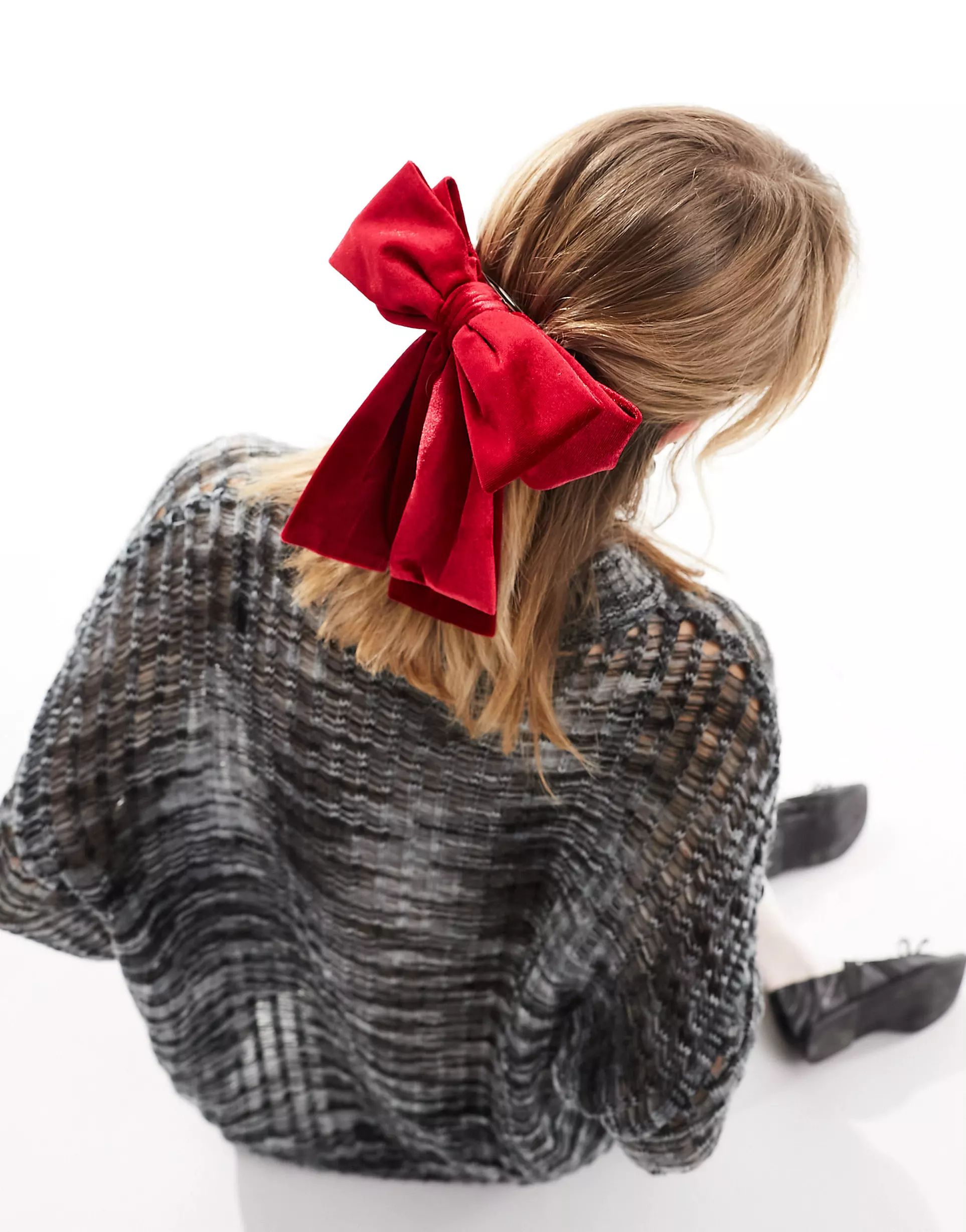 Reclaimed Vintage oversized bow hair clip in red velvet | ASOS (Global)