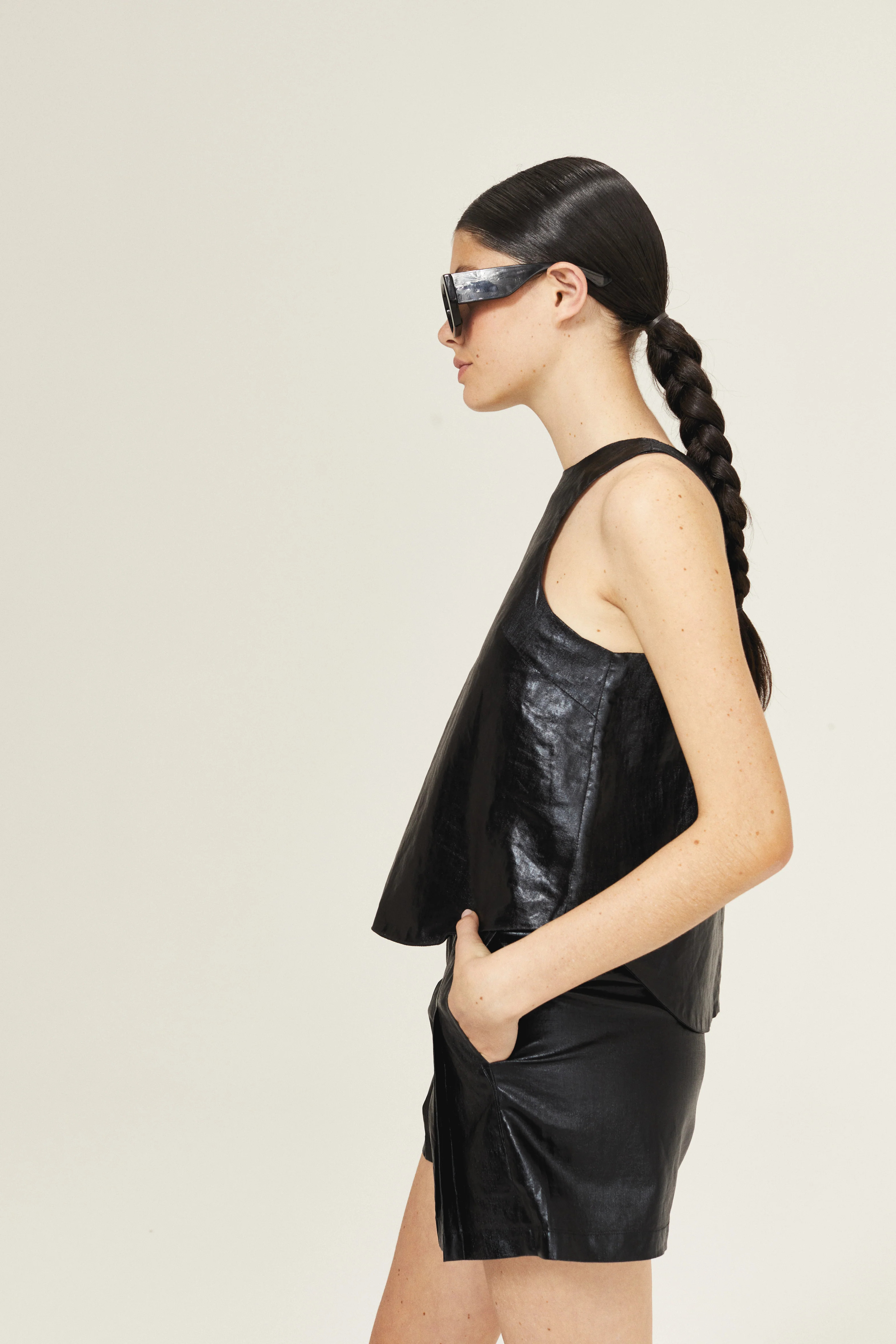 Loto Metallic Linen Top - Black | Lanhtropy