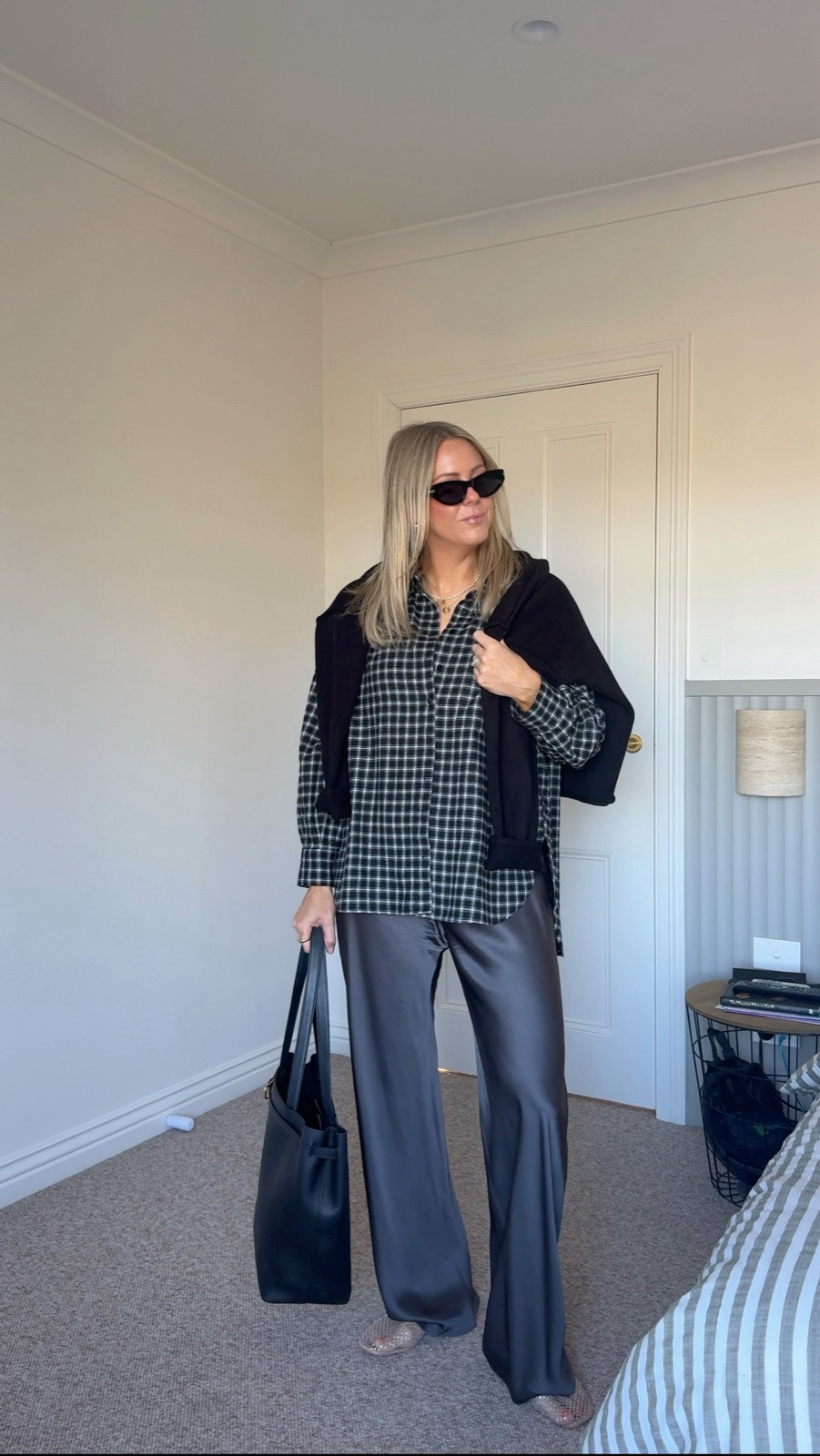 Flannelette shirts for work? You know it! Here’s how I’m styling mine with fabulous satin pants for a day in the office. My shirt is sold out but I’ve linked similar x

#LTKaustralia #LTKworkwear #LTKautumn