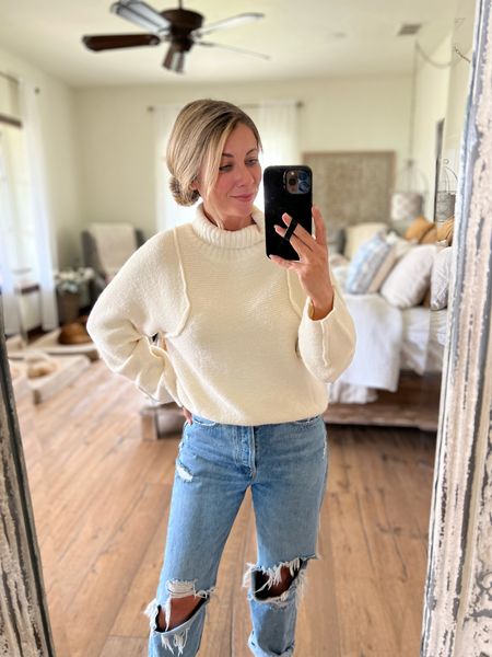 Universal thread sweater from Target is 👌🏻 wearing XS, but could also prob do a small! $30! Multiple colors! 

#LTKsalealert #LTKstyletip #LTKunder50