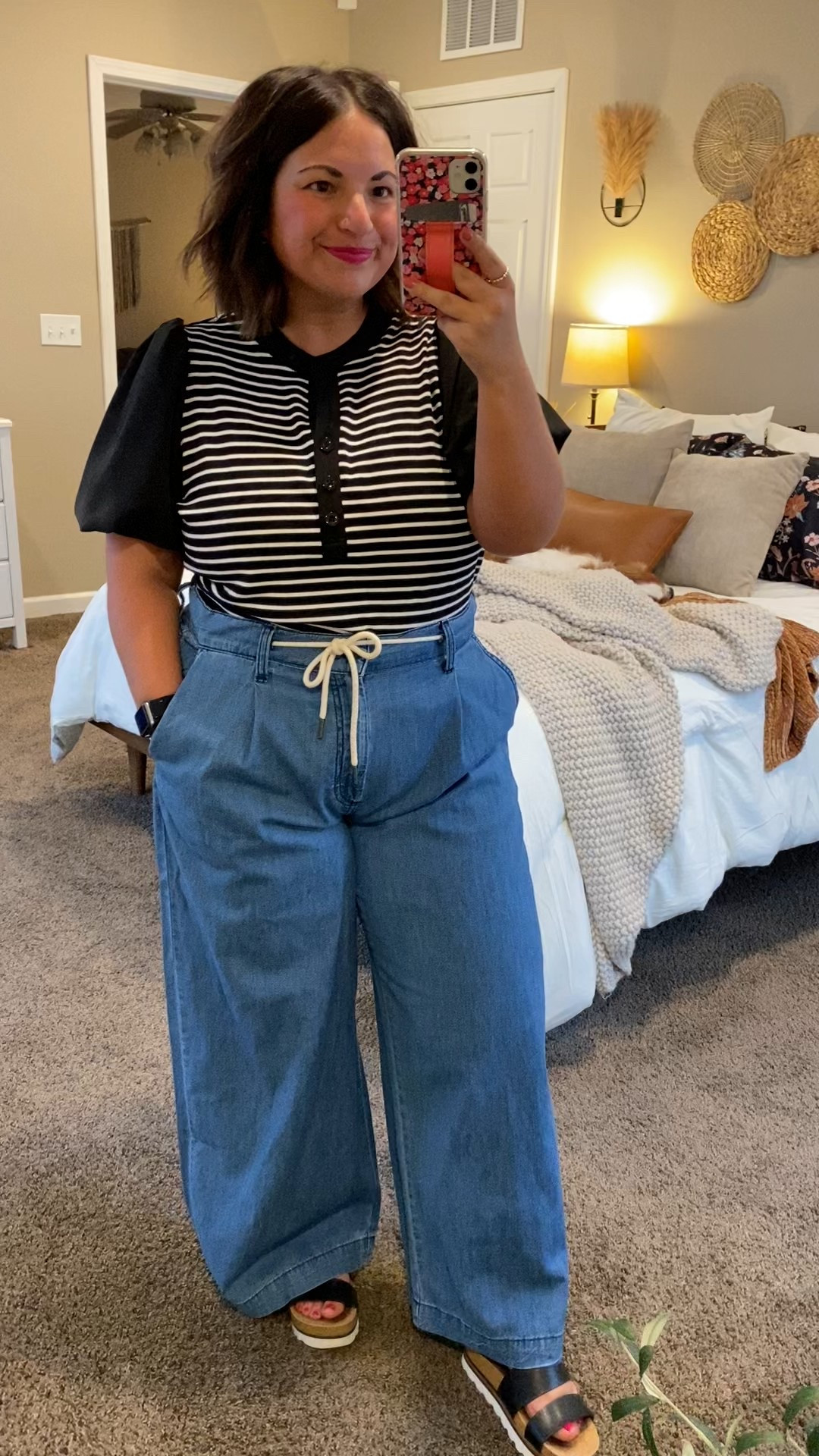 Old Navy trousers are part of their Spring sale!

sandals: fit true to size // wearing a 5
pants: fit oversized // wearing a 14 petite
top: fits true to size // wearing a large 

 #LTKSaleAlert #LTKMidsize #LTKWorkwear