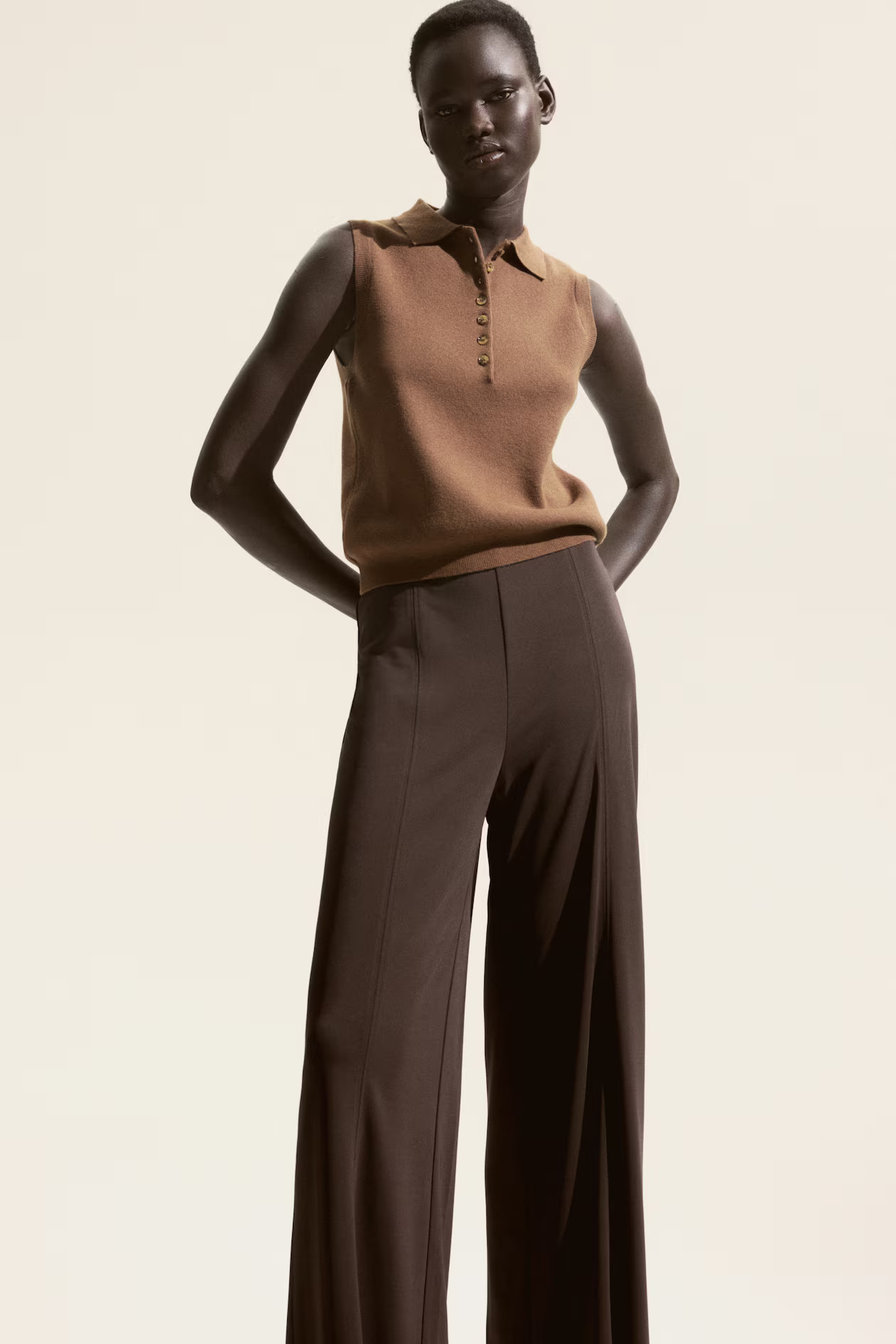 Wide trousers | H&M (UK, MY, IN, SG, PH, TW, HK)