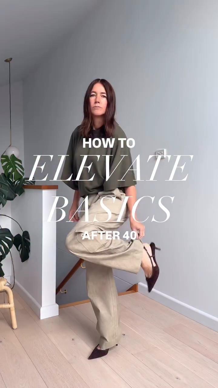 How to elevate basics after 40 🤎

Starting with a simple base, khaki cargos and a tonal tee, and then layering in pieces that add structure and polish.

The suede jacket instantly lifts the look, adding texture and that elevated feel while still keeping it relaxed. Finished with pointed flats and a burgundy bag to bring in contrast and depth.

This is how I approach everyday outfits, keep the base easy, then build with texture, tone and considered details.

Proof that basics don’t have to feel basic.

Would you wear cargos like this?

OUTFIT DETAILS
T-shirt @zara.australia 
Cargo pants @becandbridge 
Faux suede jacket @zara.australia 
Brown suede kitten heels @targetaus 
Burgundy bag gift from a friend

Elevated style with a little attitude for women 40+. More where this came from.

#howtoelevatebasics #howtostyle #elevatebasics #fashionover40 #over40style zara suede jacket, Zara bomber jacket.
