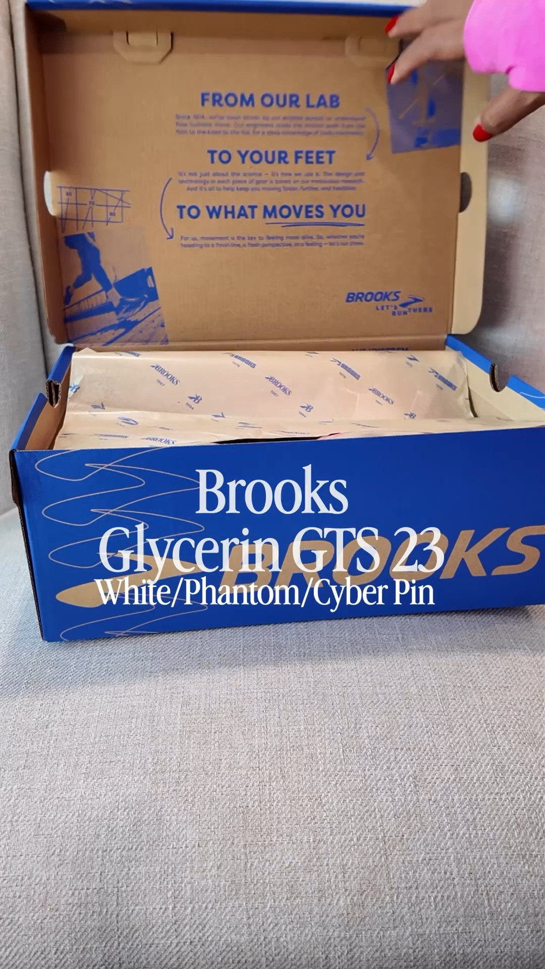 My sneakers are the Brooks Gylcerin GTS 23. So comfortable and have made my runs the best! 


Running gear, garmin, marathon training, fitness journey, Running shoes, wellness journey, sneakers, brooks running shoes, Smiles and Pearls  

#LTKfitnessgoals #LTKActive #LTKMidsize