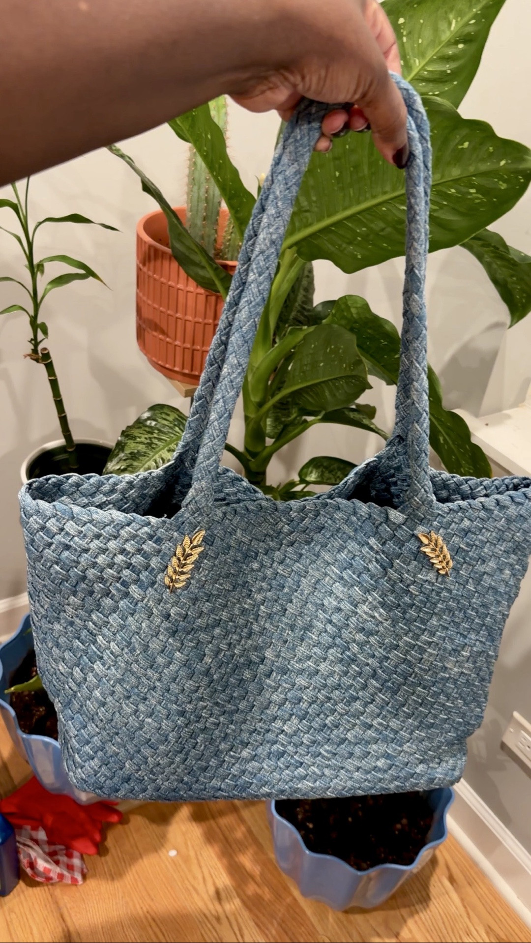 Woven Denim tote from Amazon

#LTKOver40 #LTKmomlife