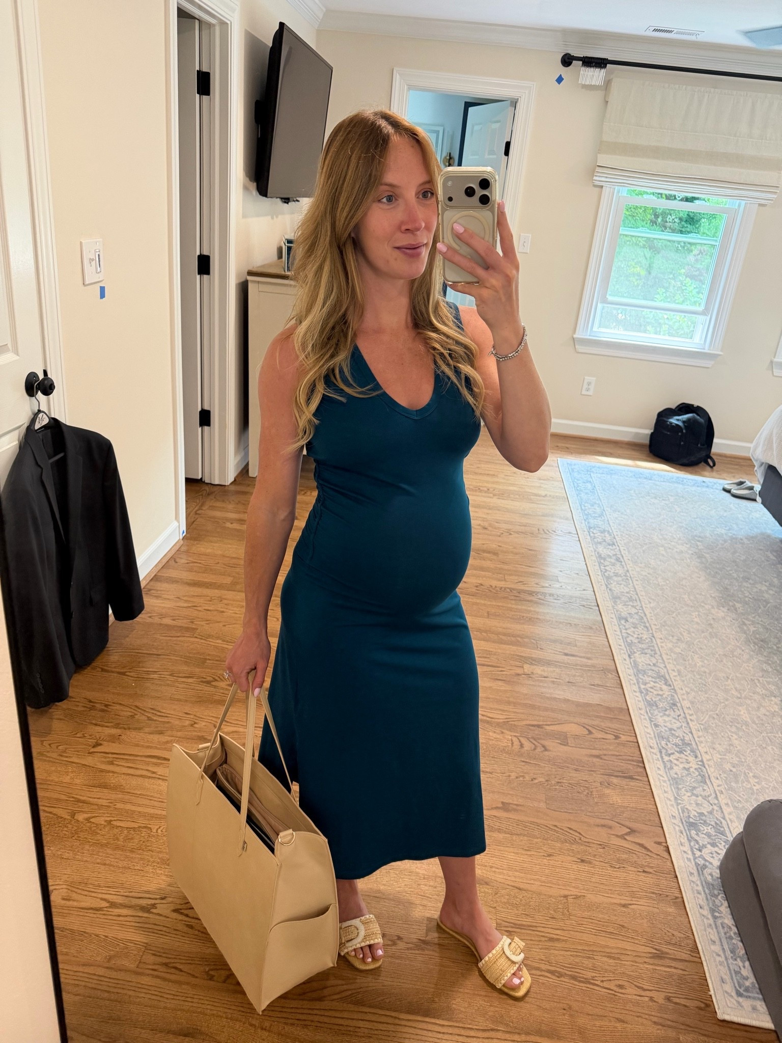 Comfy work ootd + bag & sandals.

#LTKootd #LTKBump #LTKSeasonal