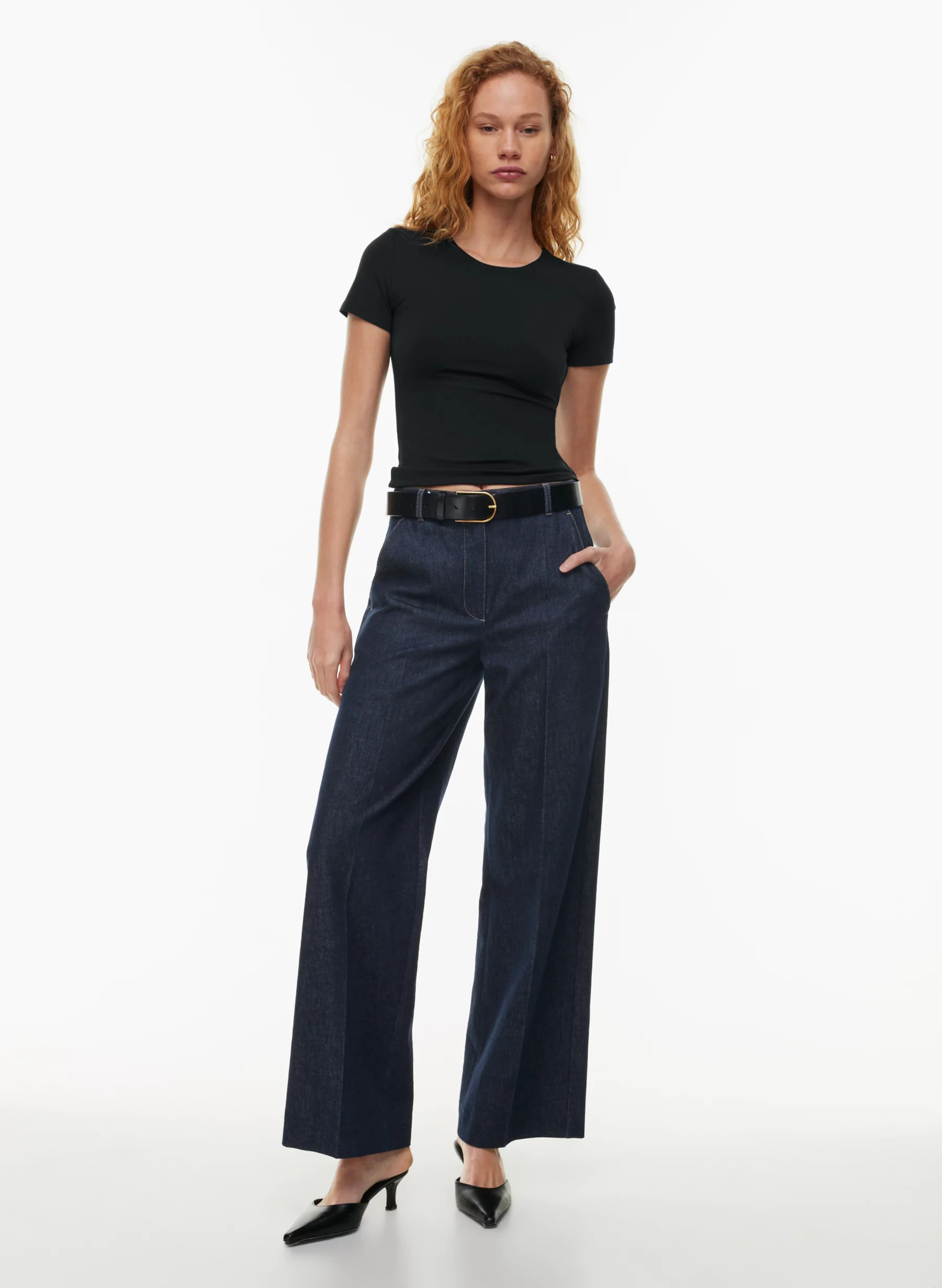 CONTOUR NEW CREW T-SHIRT | Aritzia