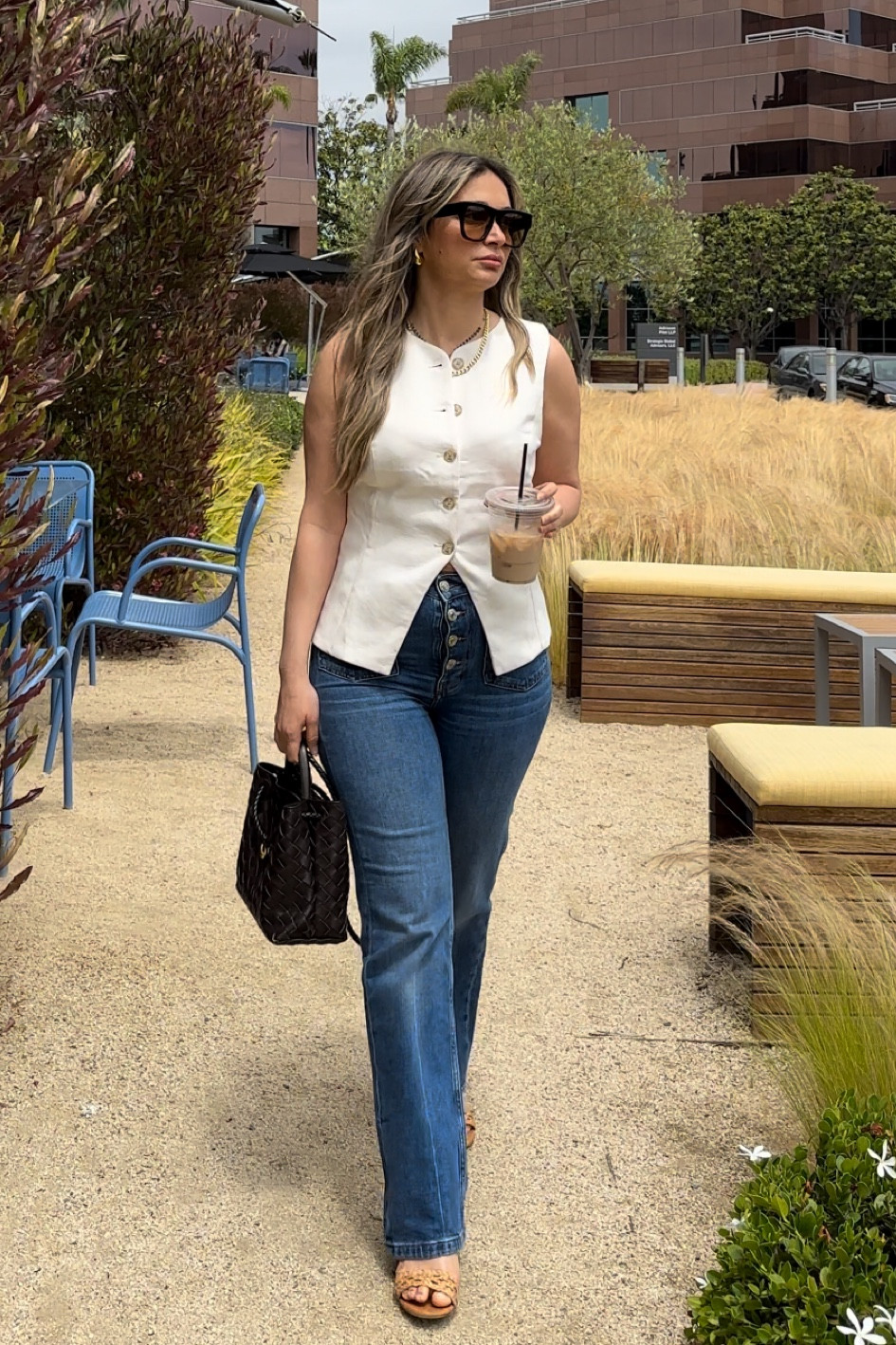 Here’s the trending white vest of the season! I love this one from Aritzia bc the fabric is high quality, it washes easily and it fits beautifully. I loved it so much I also bought it in black. This vest is so versatile you can pair it with jeans, long shorts, or a satin skirt! 

#LTKWorkwear #LTKSeasonal #LTKSaleAlert