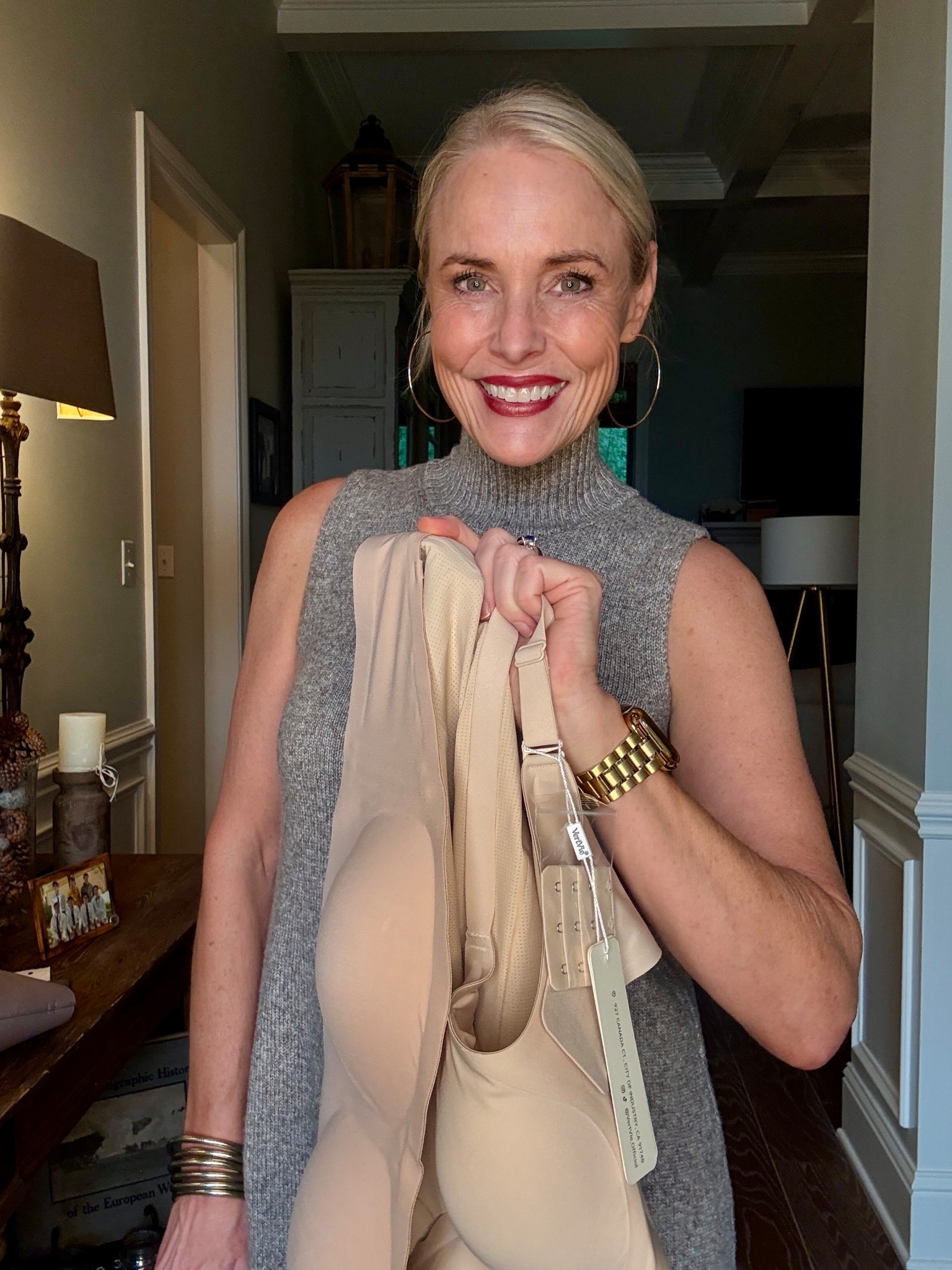 Everyone needs a good seamless bra and pantie combo to survive this upcoming fall and winter season! These are some of my favorites from Amazon. I typically size up in my undergarments because I don’t want them too fitted. 




#LTKOver40 #LTKgrwm #LTKootd