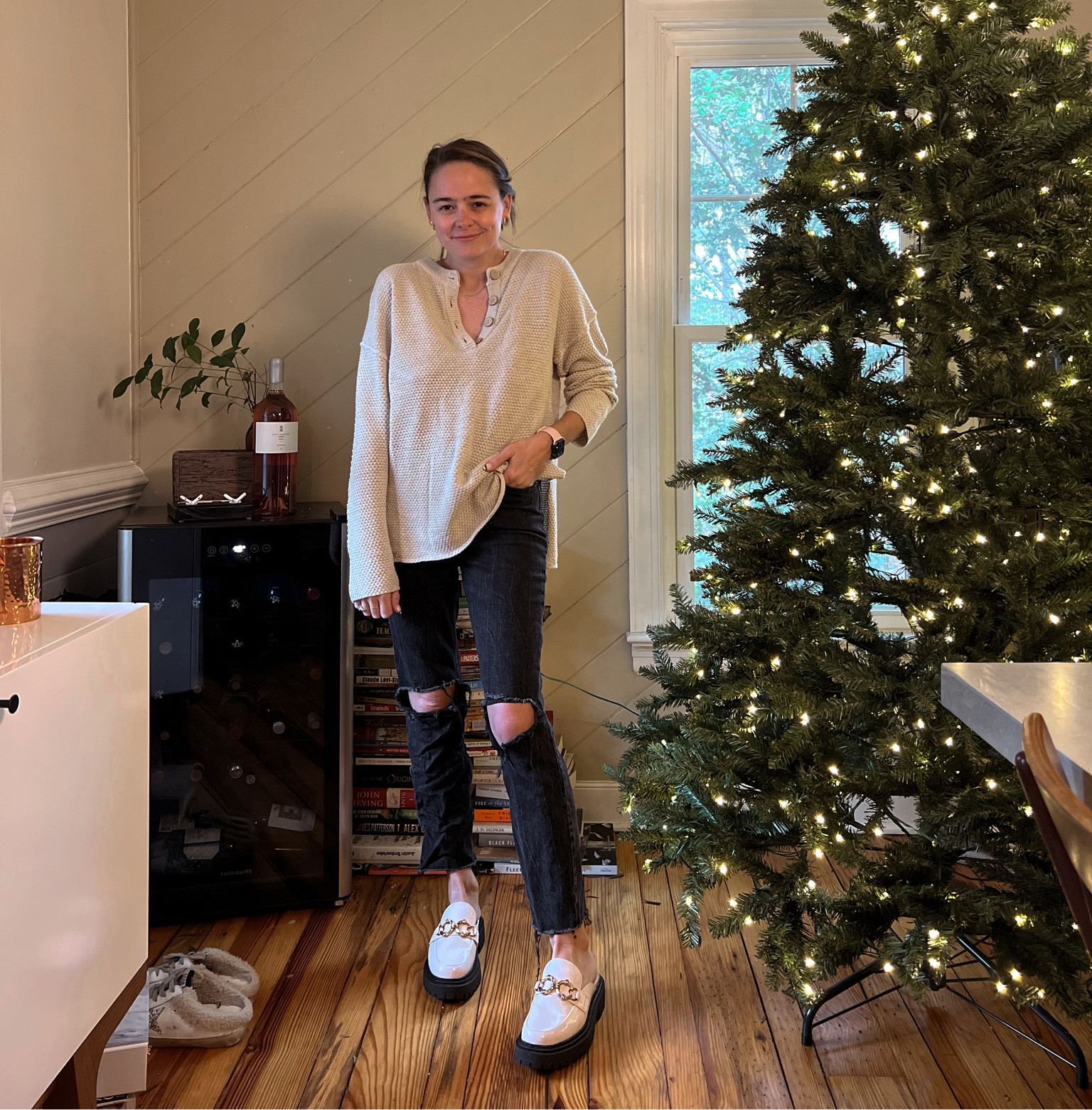 Casual fall look. Fall fashion inspo. Amazon fashion. Free people look alike. Nursing friendly top. Rebecca piersol style. Circus Sam Edelman mules on sale. 

#LTKsalealert #LTKHoliday #LTKshoecrush