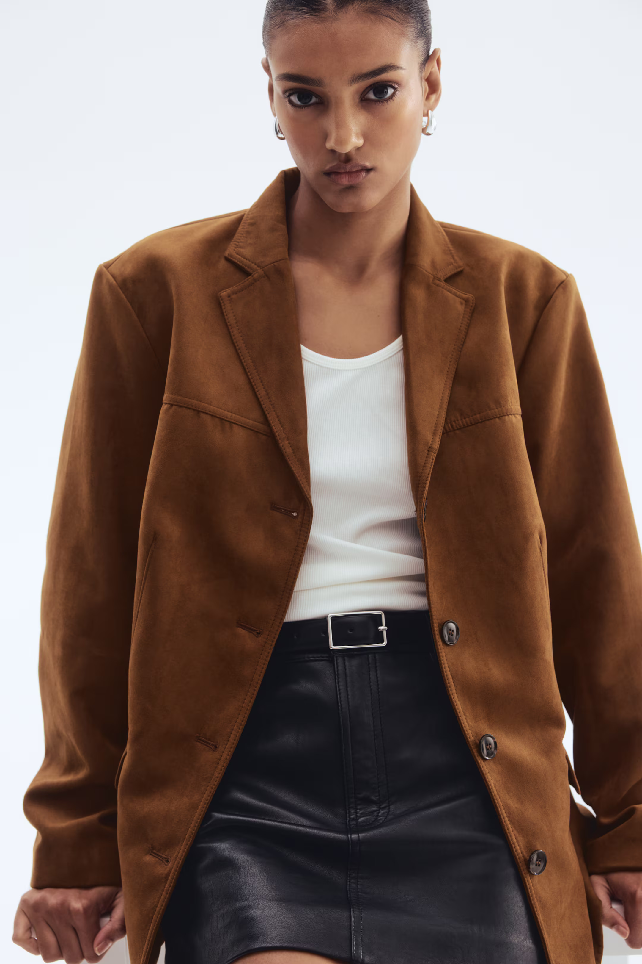 Single-breasted blazer | H&M (UK, MY, IN, SG, PH, TW, HK)