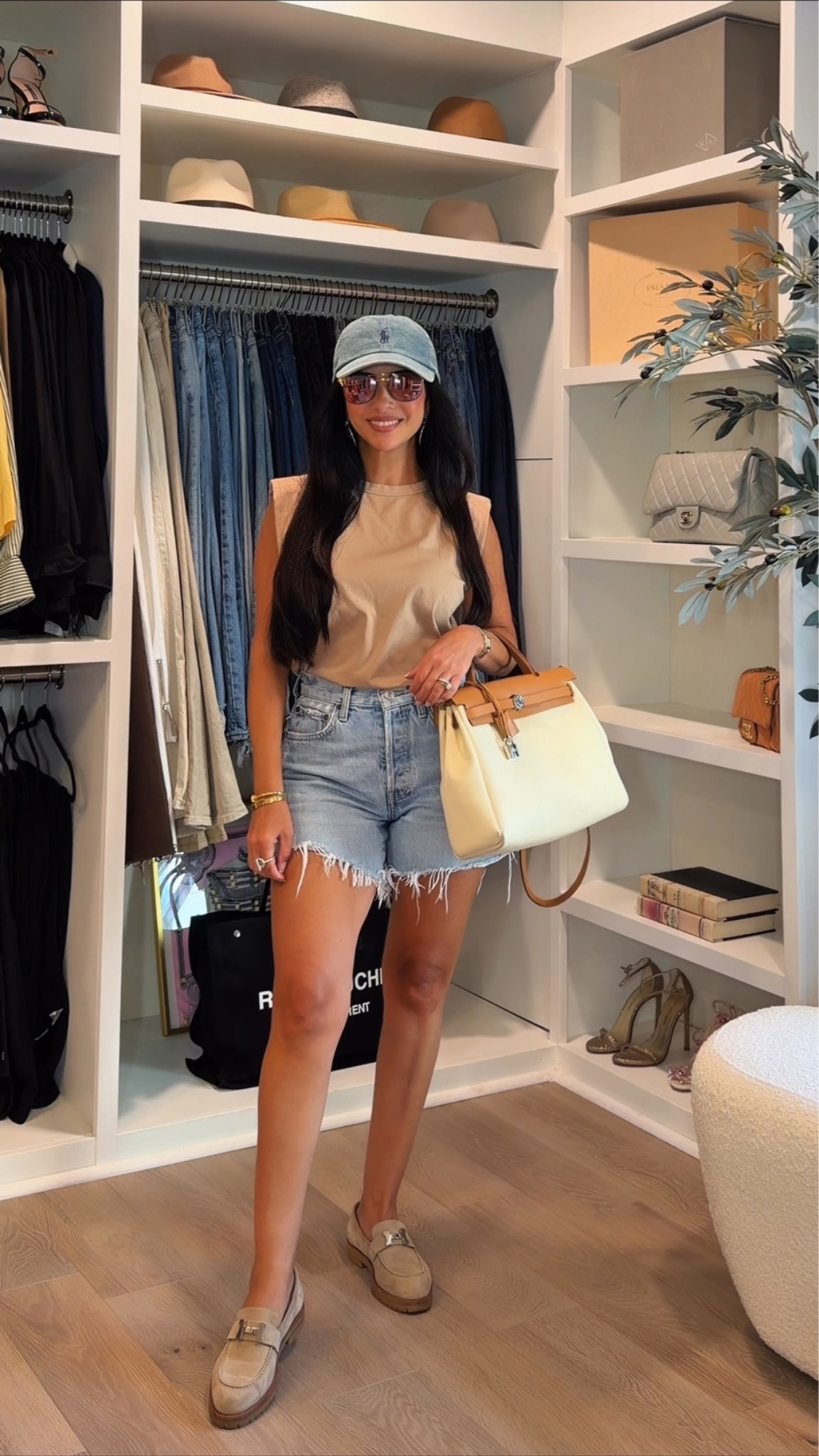 Today’s look 

Rita Salmo | petite fashion | look of the day | Agolde shorts | Ralph Lauren

#LTKOver40 #LTKPetite
