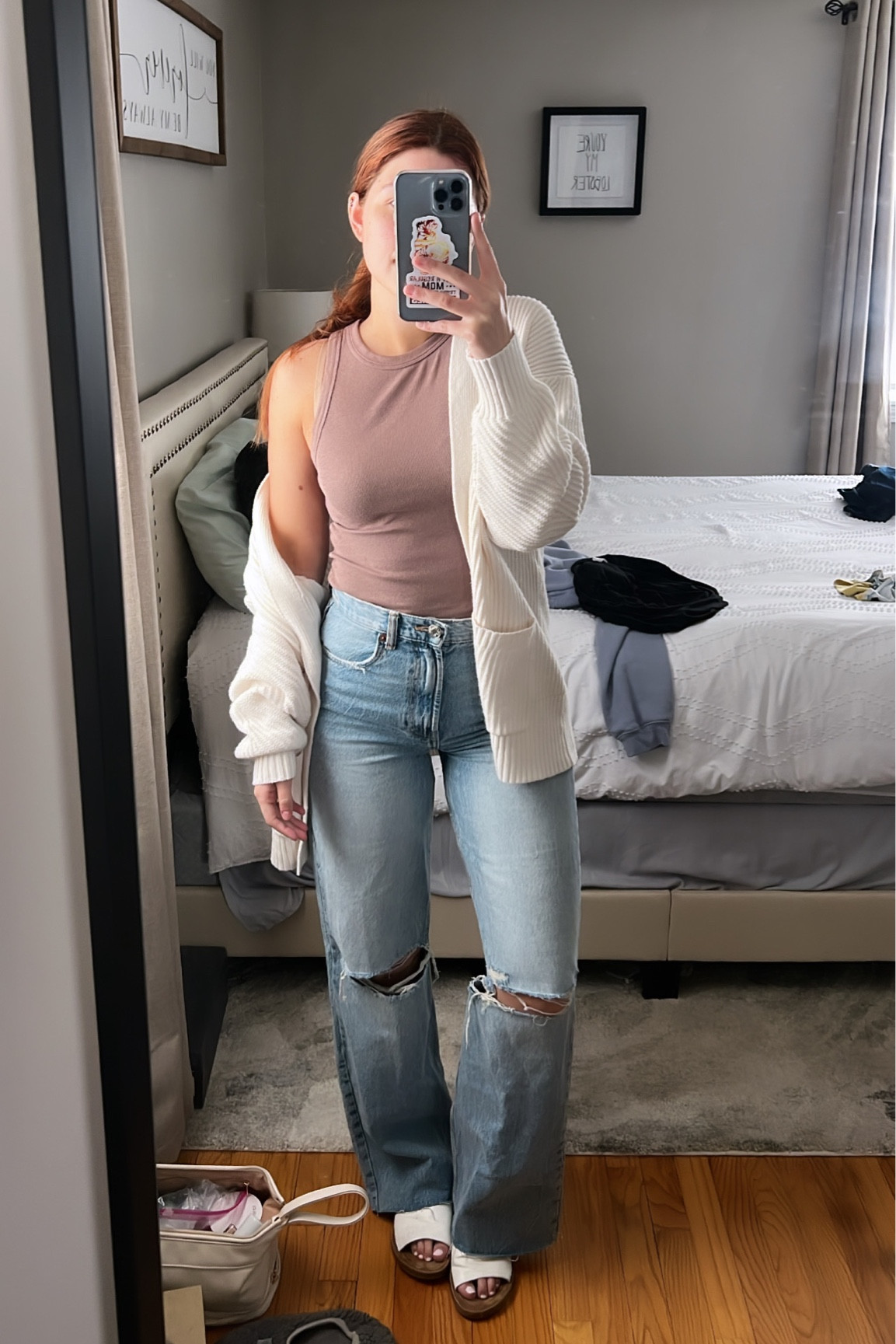 Zara baggy jeans are my new obsession

Linked similar from Abercrombie

Abercrombie mom style
Mom life

#LTKstyletip #LTKunder50