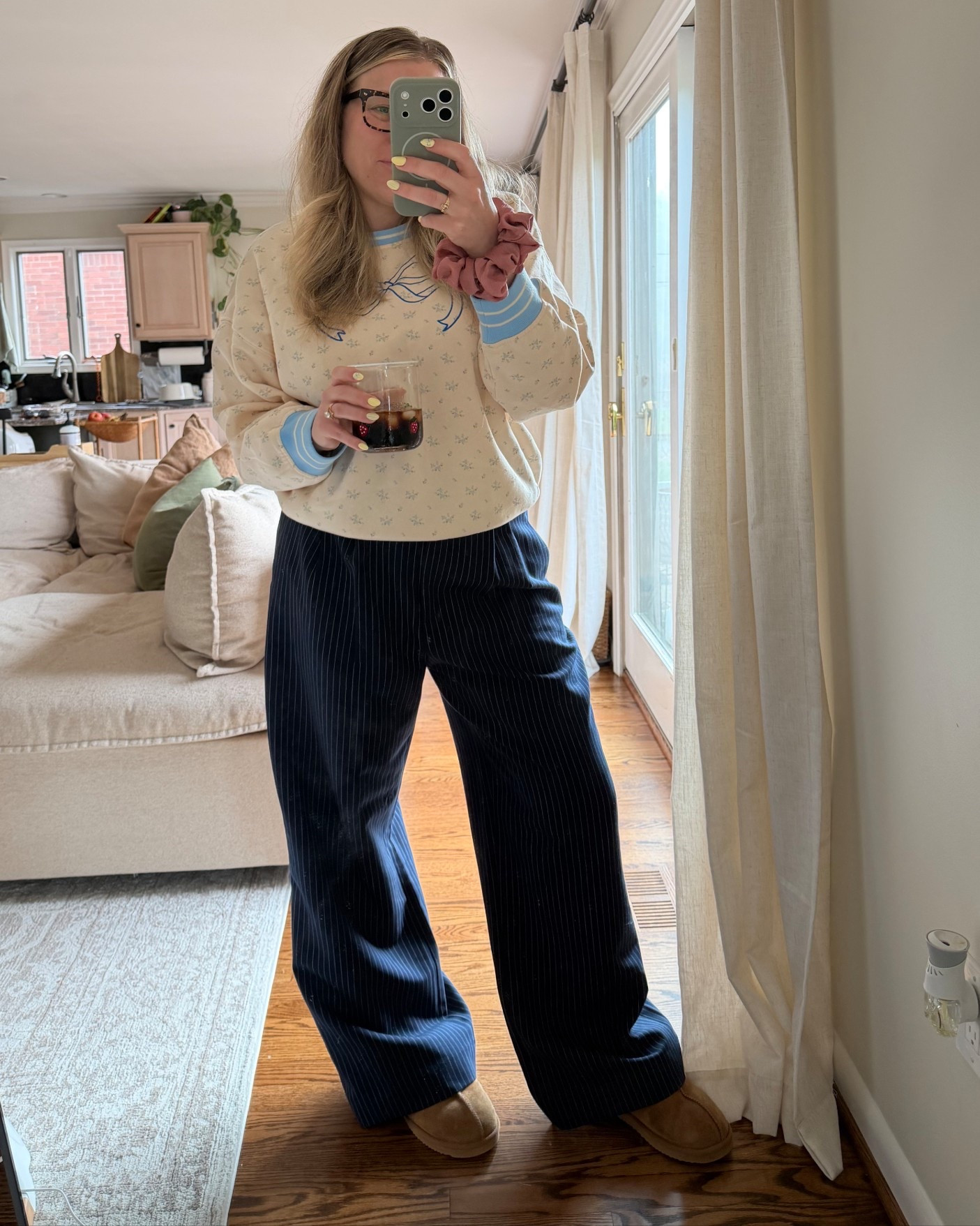 WFH outfit 

#LTKMidsize #LTKmomlife