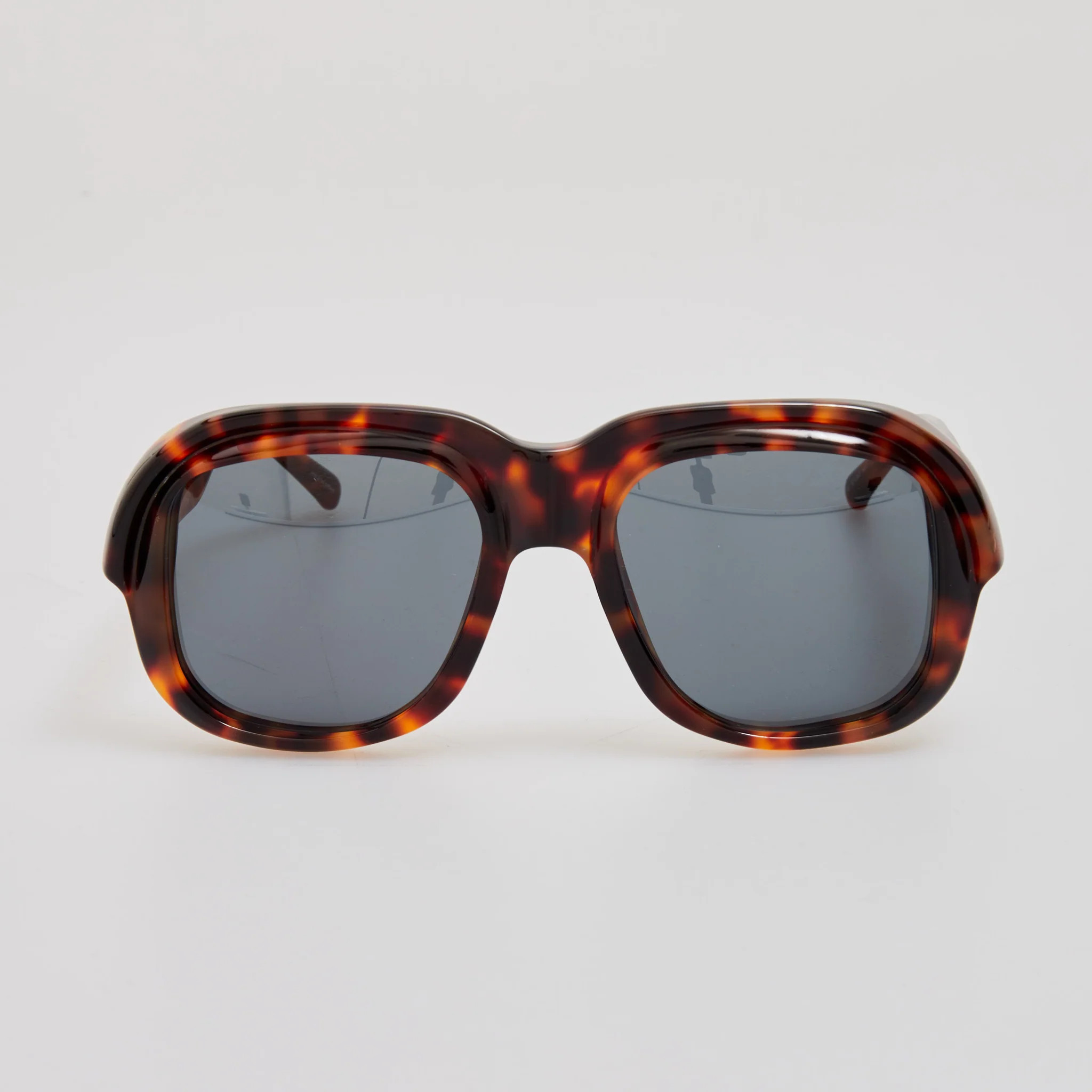 Oversize Sunglasses in Tortoiseshell | Linda Farrow