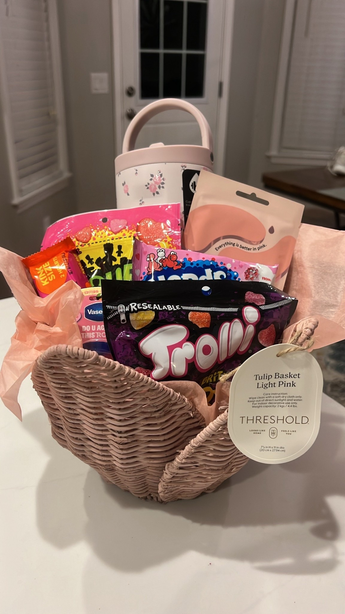 Bestie basket 🌷💕🍬 

#LTKSeasonal #LTKfoodie #LTKValentine
