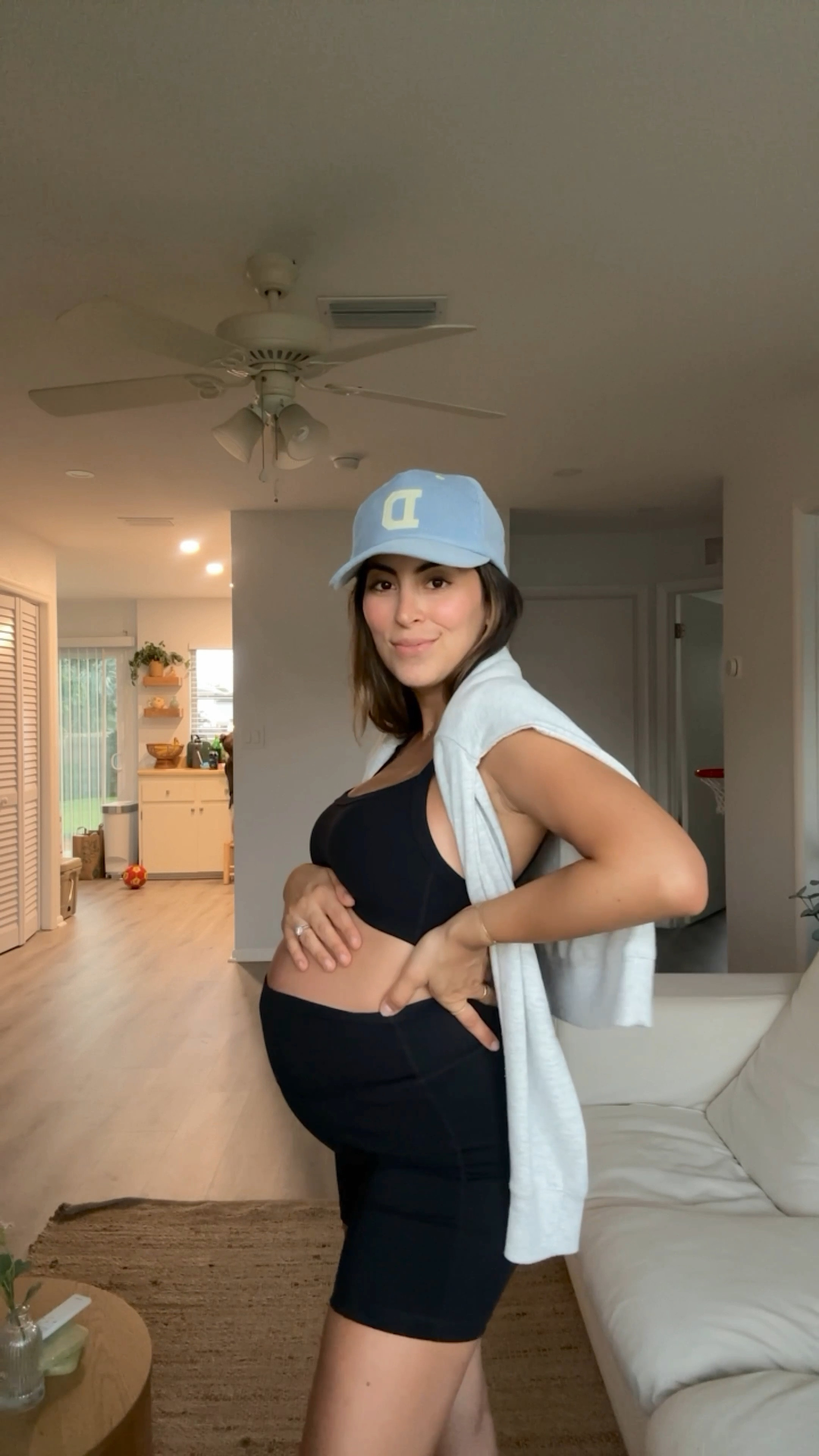 my every other day attire 🖤

#LTKStyleTip #LTKBaby #LTKBump