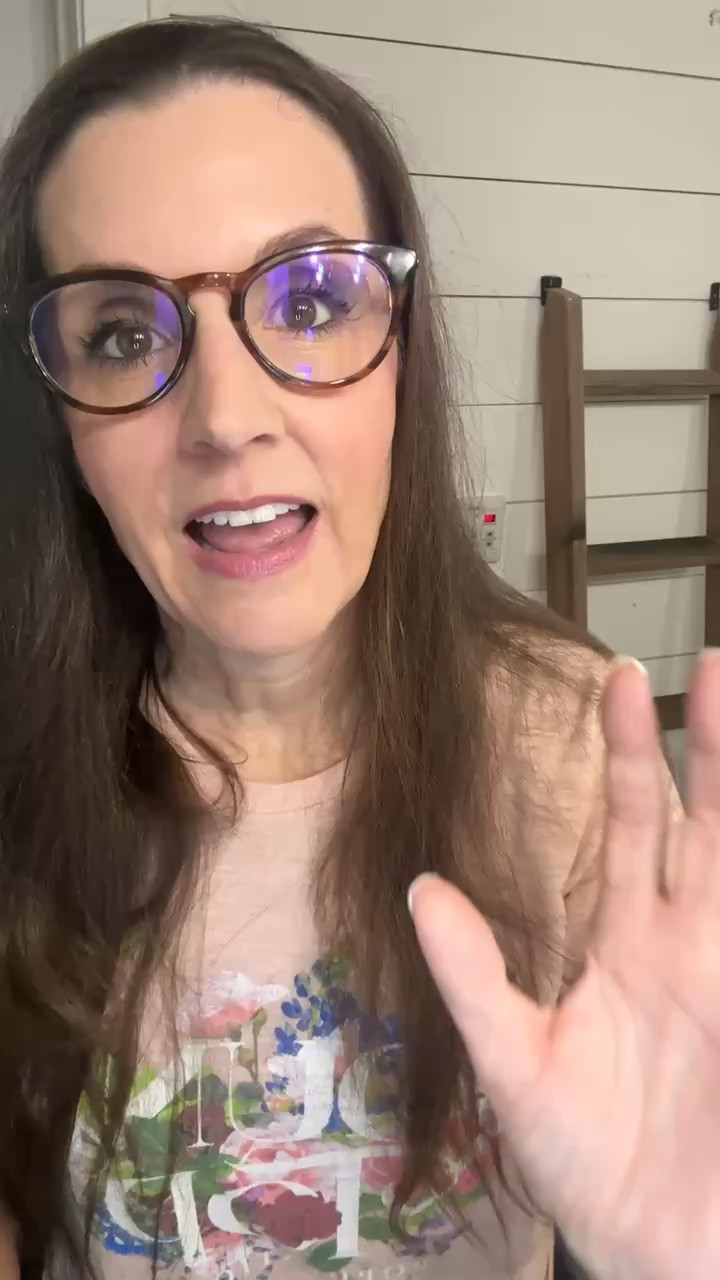 I have been singing the praises of this jelly bra for months! Every time I share it, I get messages saying how much you guys love it. It’s comfortable, and has the support of an underwire bra, without an underwire. 

Amazon, Amazon finds, women’s undergarments, women’s essentials, jelly bra

#LTKdayinmylife #LTKgrwm #LTKmorningroutine