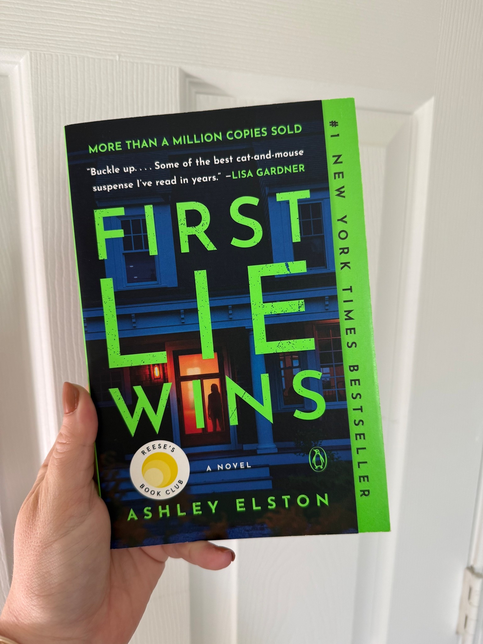First Lie Wins by Ashley Elston 

#LTKstorytime