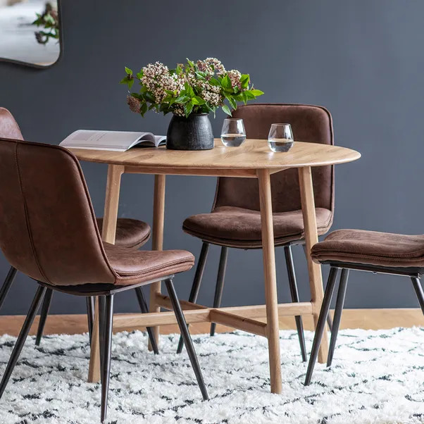 Hinton 4 Seater Round Dining Table, Oak | Dunelm (migrated)