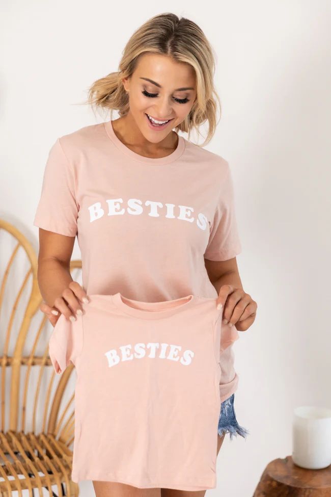 Besties Graphic Peach Tee | Pink Lily