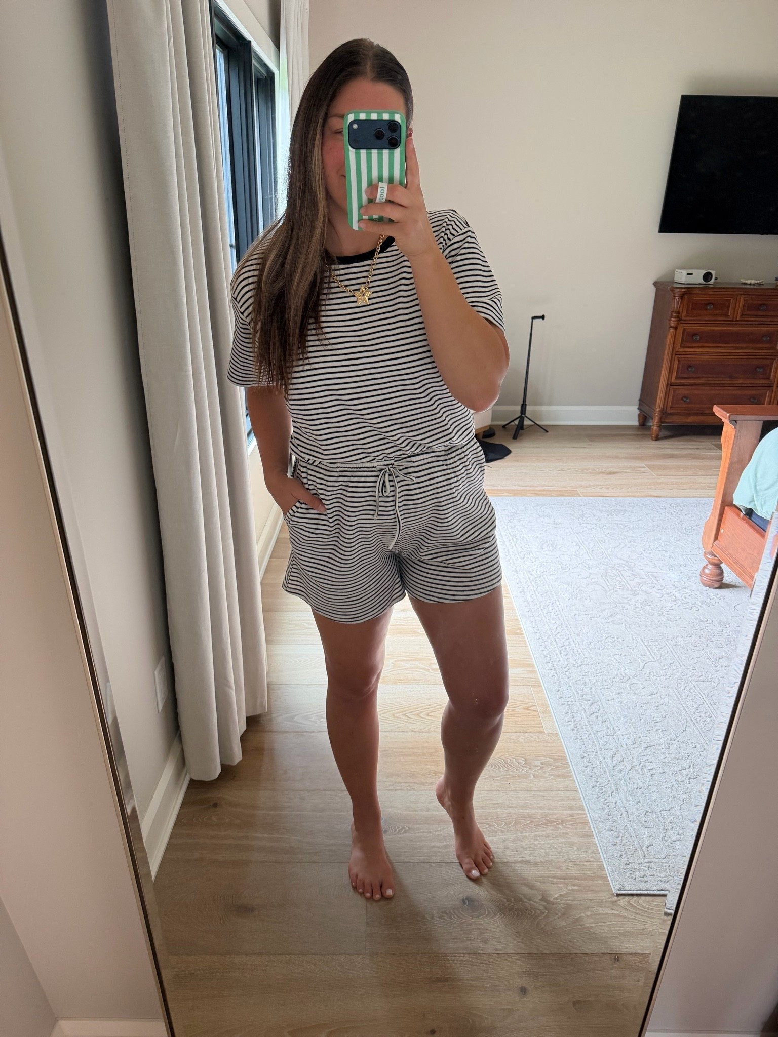 Easy throw on and go outfit