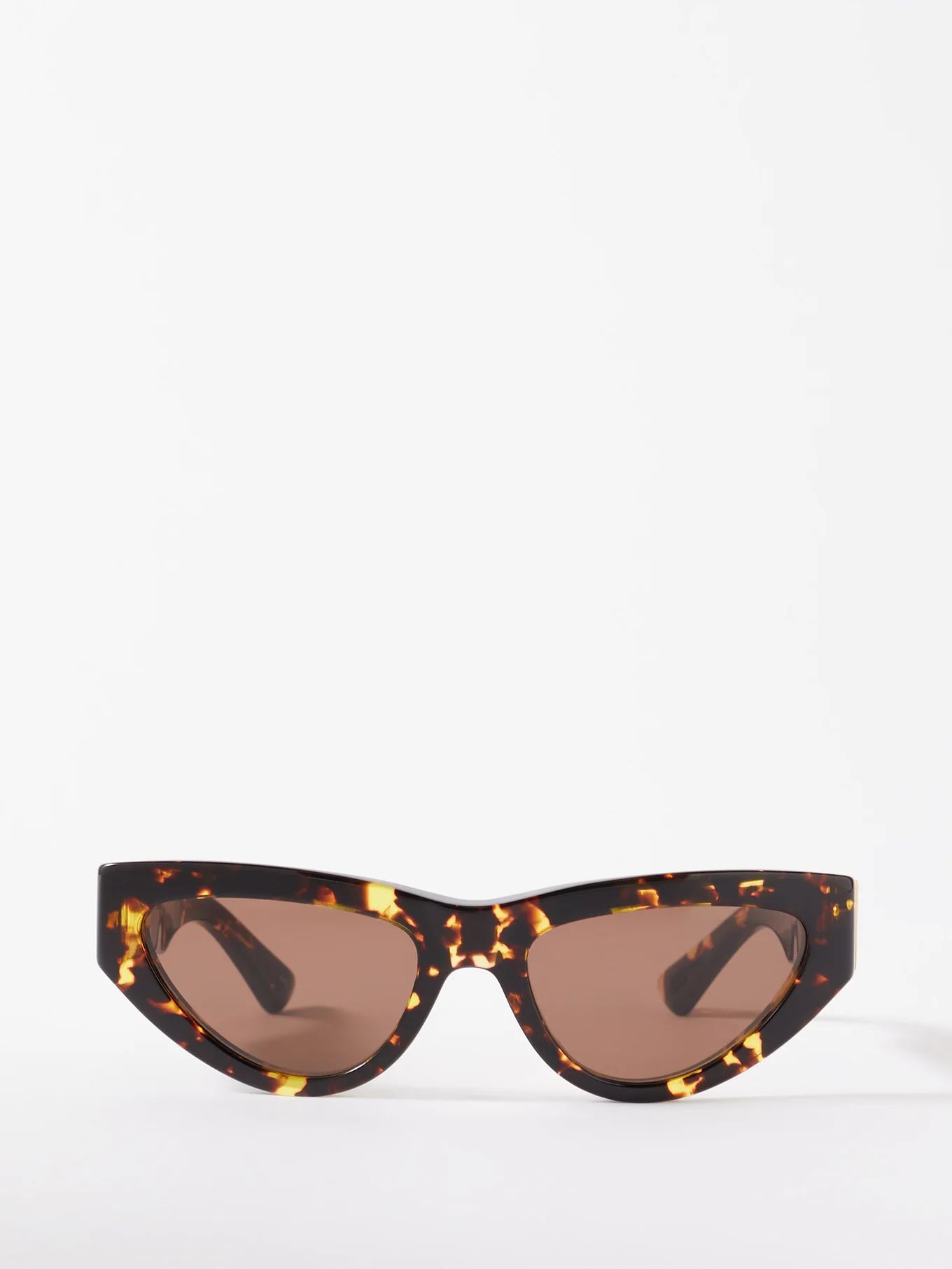 Low cat-eye tortoiseshell-acetate sunglasses | Bottega Veneta | Matches (US)