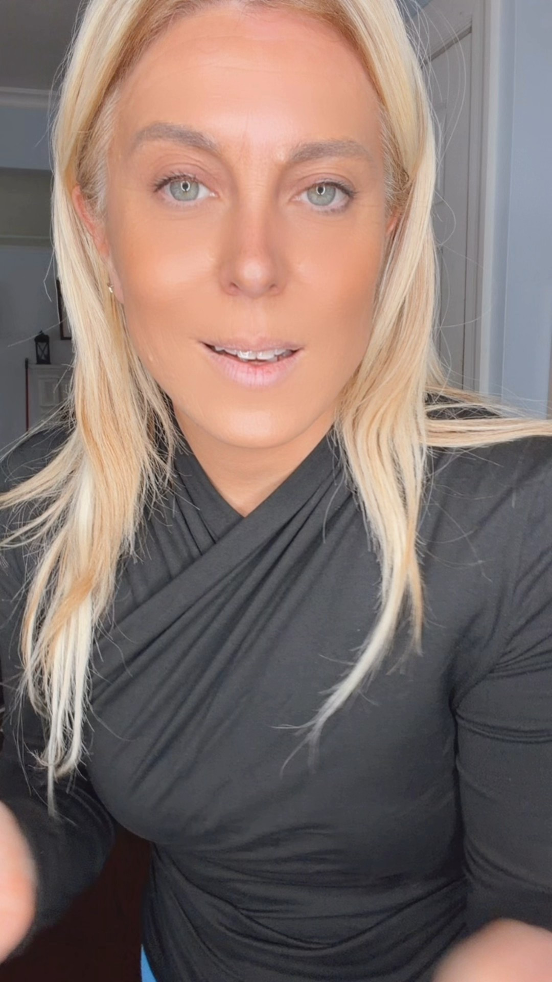 This shirt is so unique and fun. I just love this to dress up or keep casual.

#LTKootd