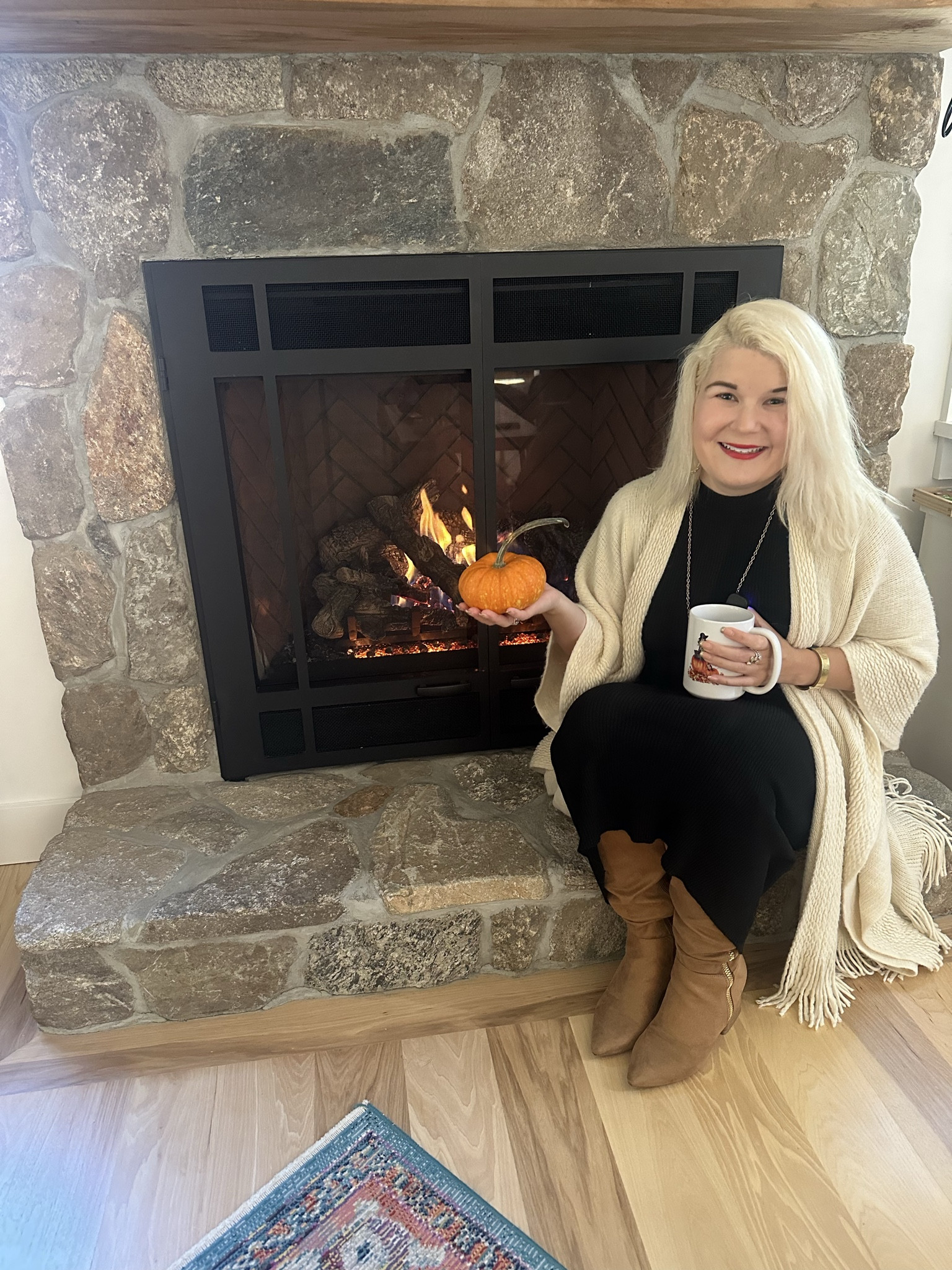 Happy October y’all!

#LTKHome #LTKSeasonal #LTKPetite