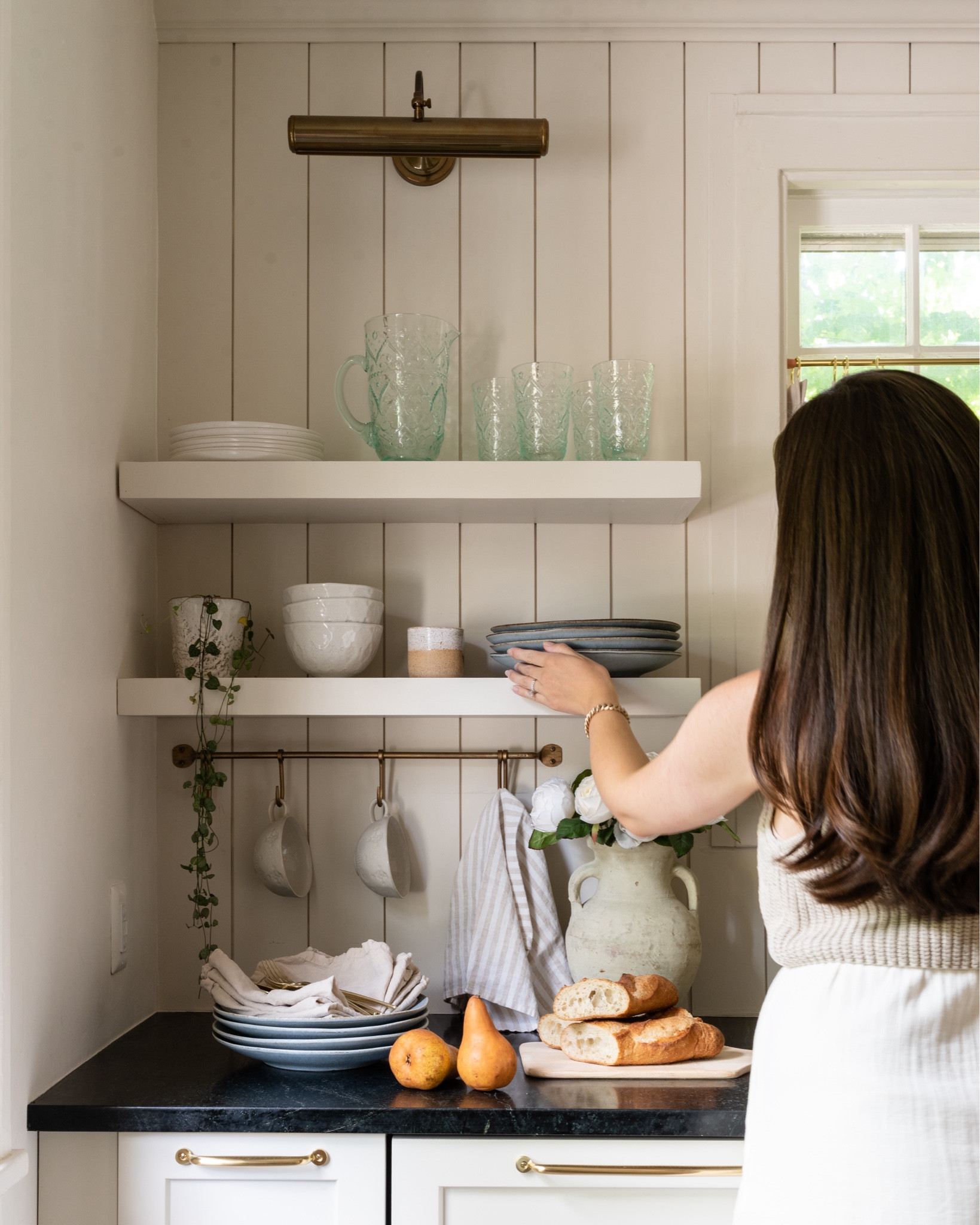 Restyling the open shelving in my kitchen 🍐 #kitchen #kitchendecor 

#LTKSeasonal #LTKHome