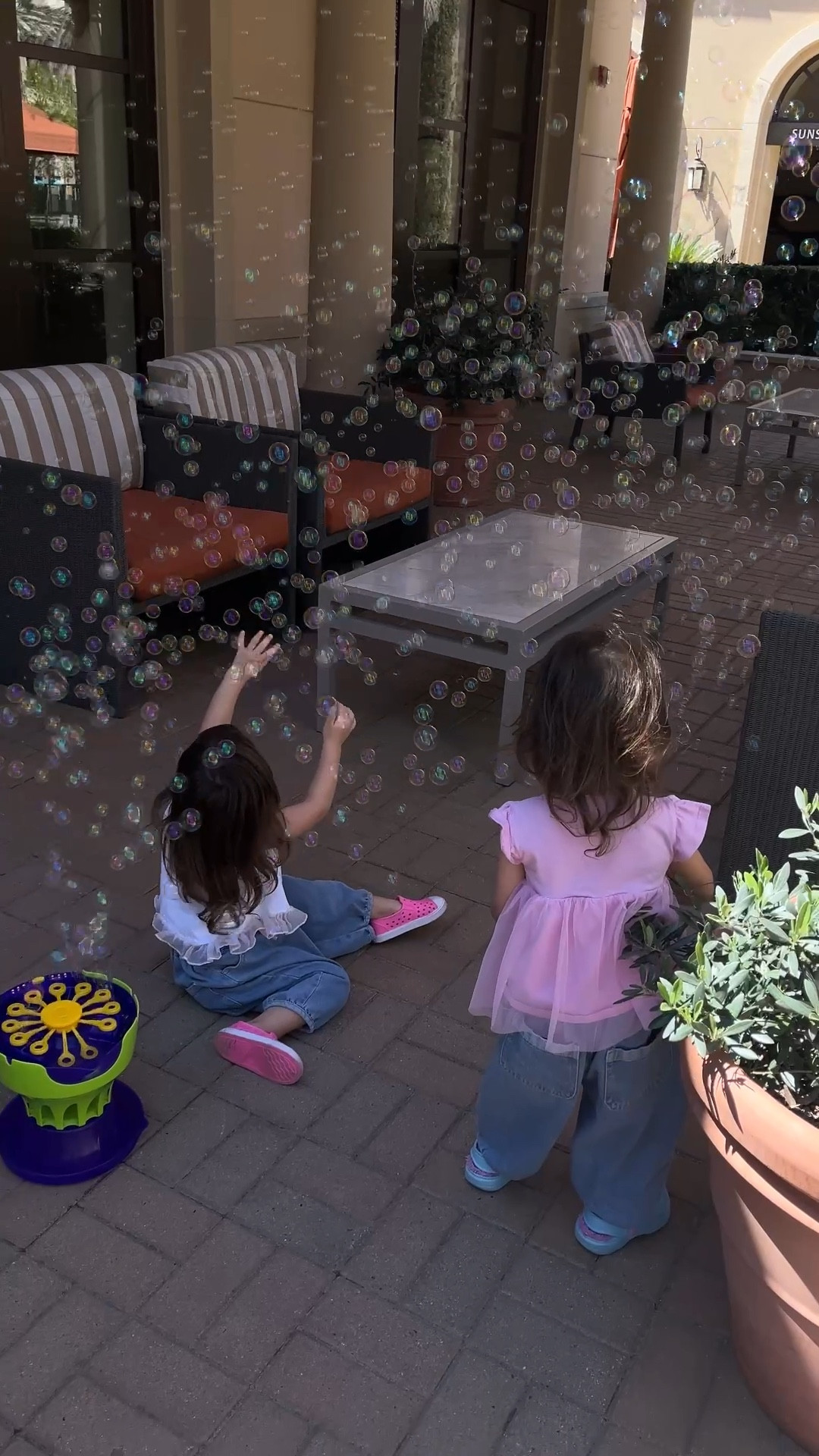 For your babies who love bubbles 🫧
#bubblemachine #bubblemaker

#LTKFestival #LTKKids #LTKSwim