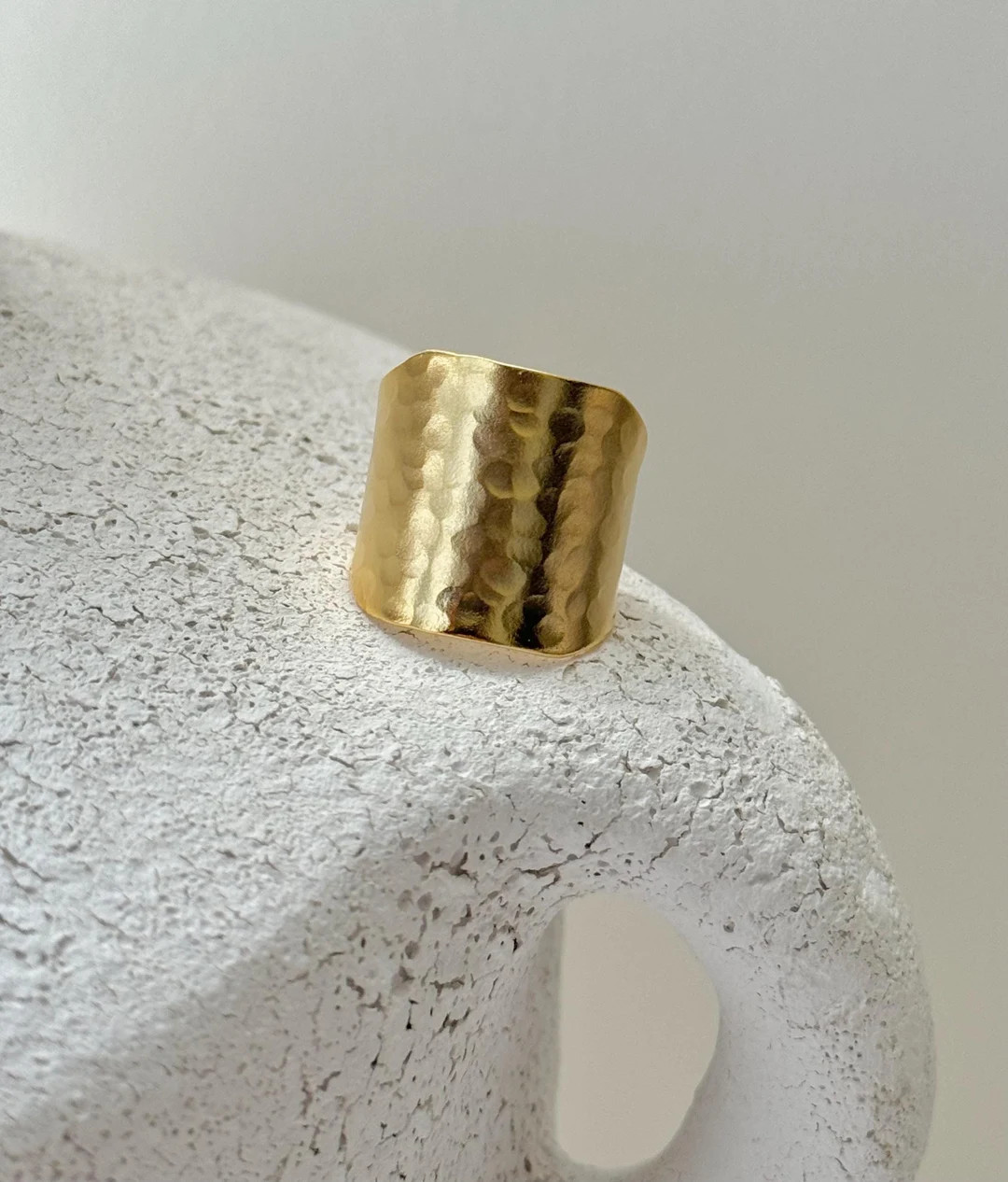 PRE-ORDER - 22 Karat Hammered Gold Cigar Band PALLAS Ring - Made in Greece - Etsy | Etsy (US)