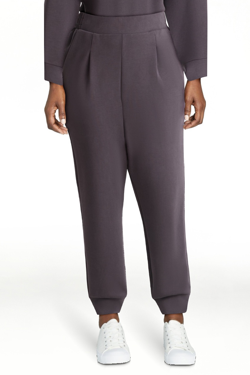 Avia Women's and Women's Plus ScubaKnit Pleat Joggers with Pockets, Size XS-4X | Walmart (US)