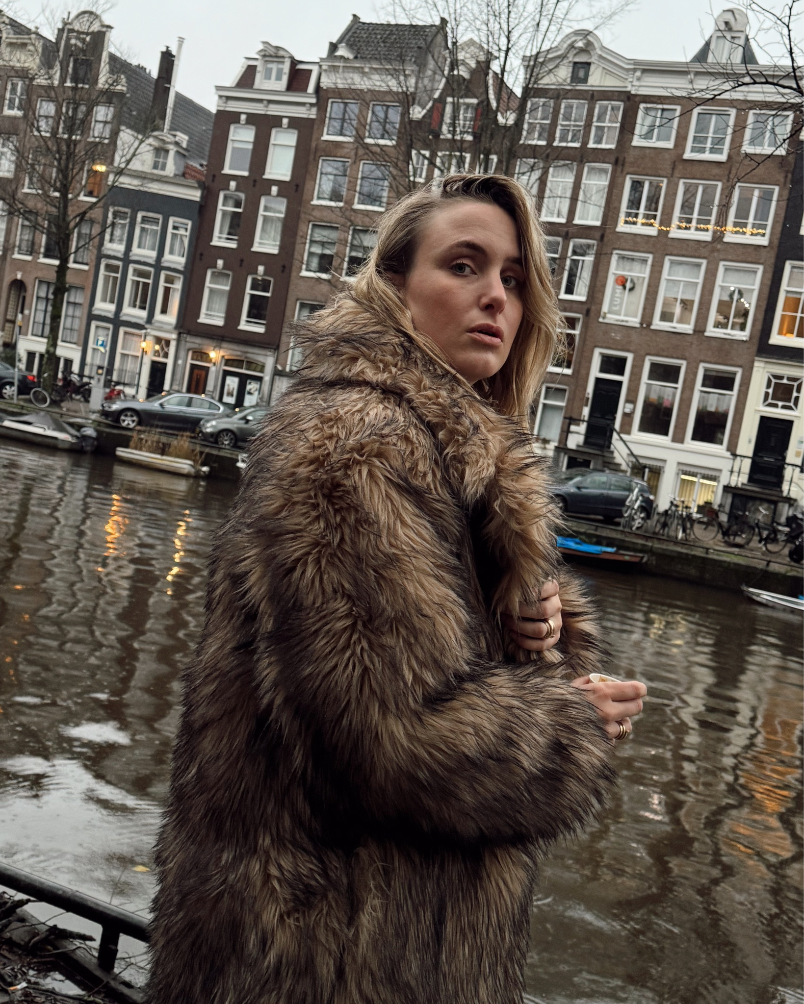 Big coat season is here and this one is a goodie! #Ltkgift #bigcoat #fauxfurcoat

#LTKstyletip #LTKHoliday #LTKSeasonal