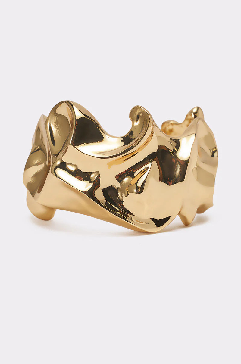 MOLTEN DREAMS BRACELET IN GOLD | AKIRA